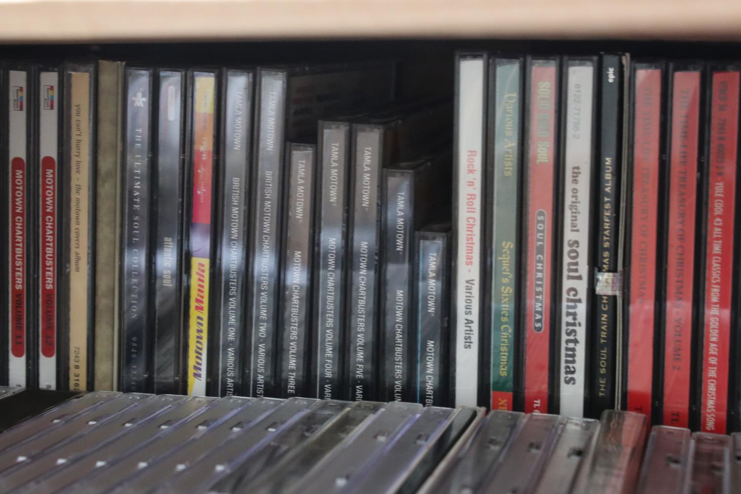 CDs - Around 400 CDs to include Rock, Motown, Compilations, Country etc, featuring 7 x The - Image 9 of 10