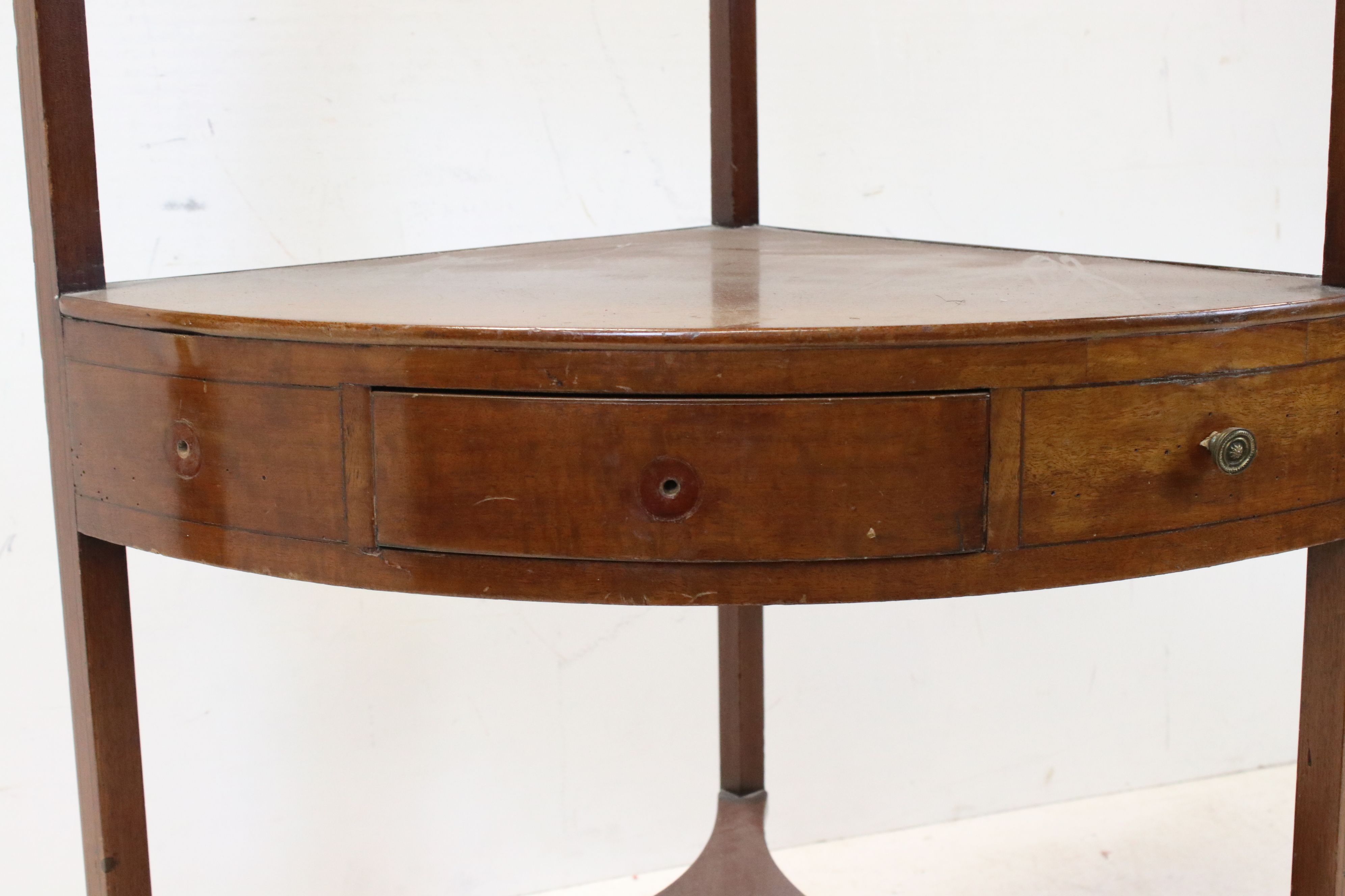 Early 19th century Mahogany Bow Fronted Corner Washstand, 115cms high - Image 2 of 2