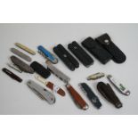 Quantity of vintage and other penknives etc