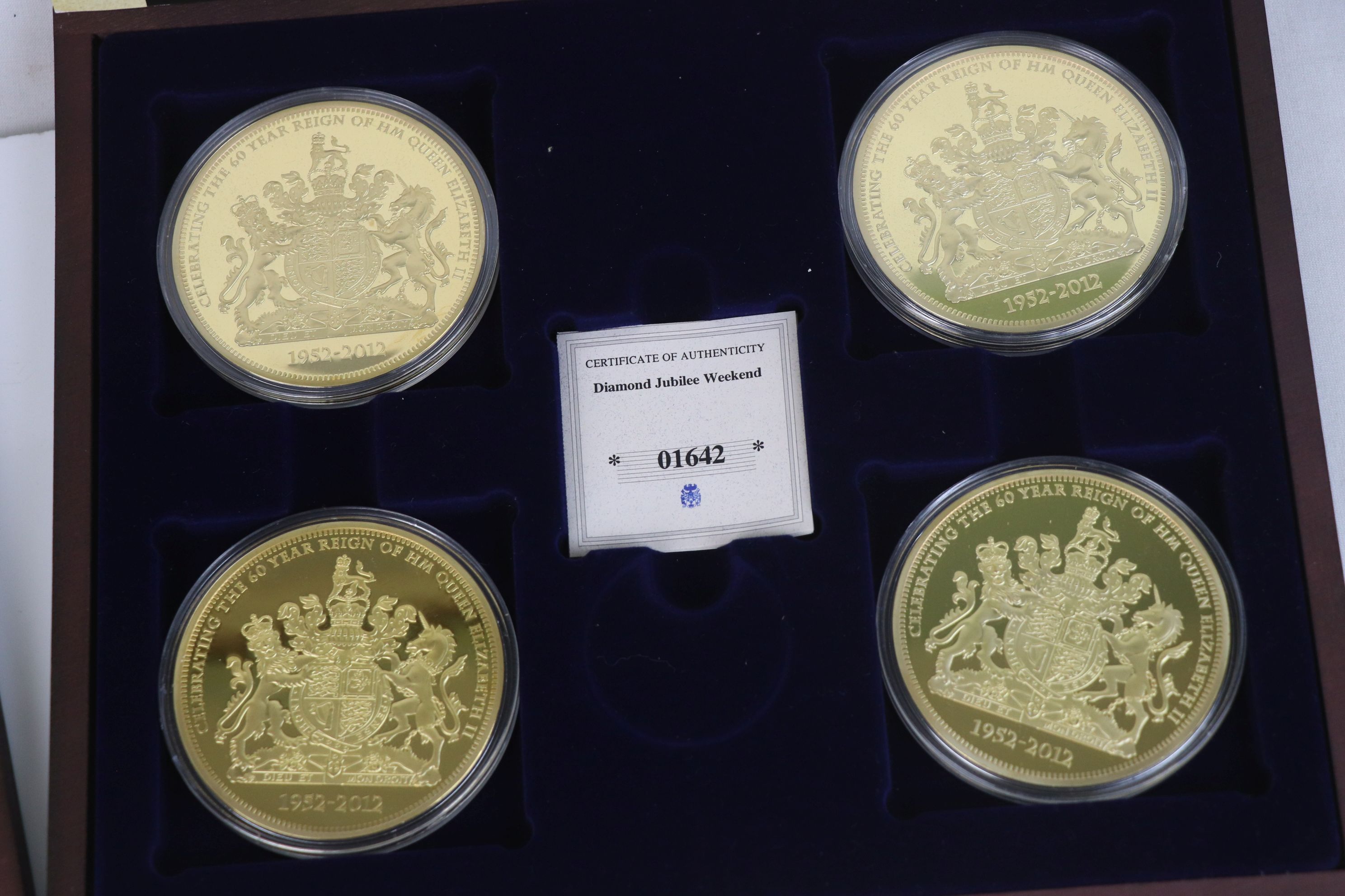 A Windsor Mint The Diamond Jubilee Weekend limited edition commemorative four coin set together with - Image 4 of 5