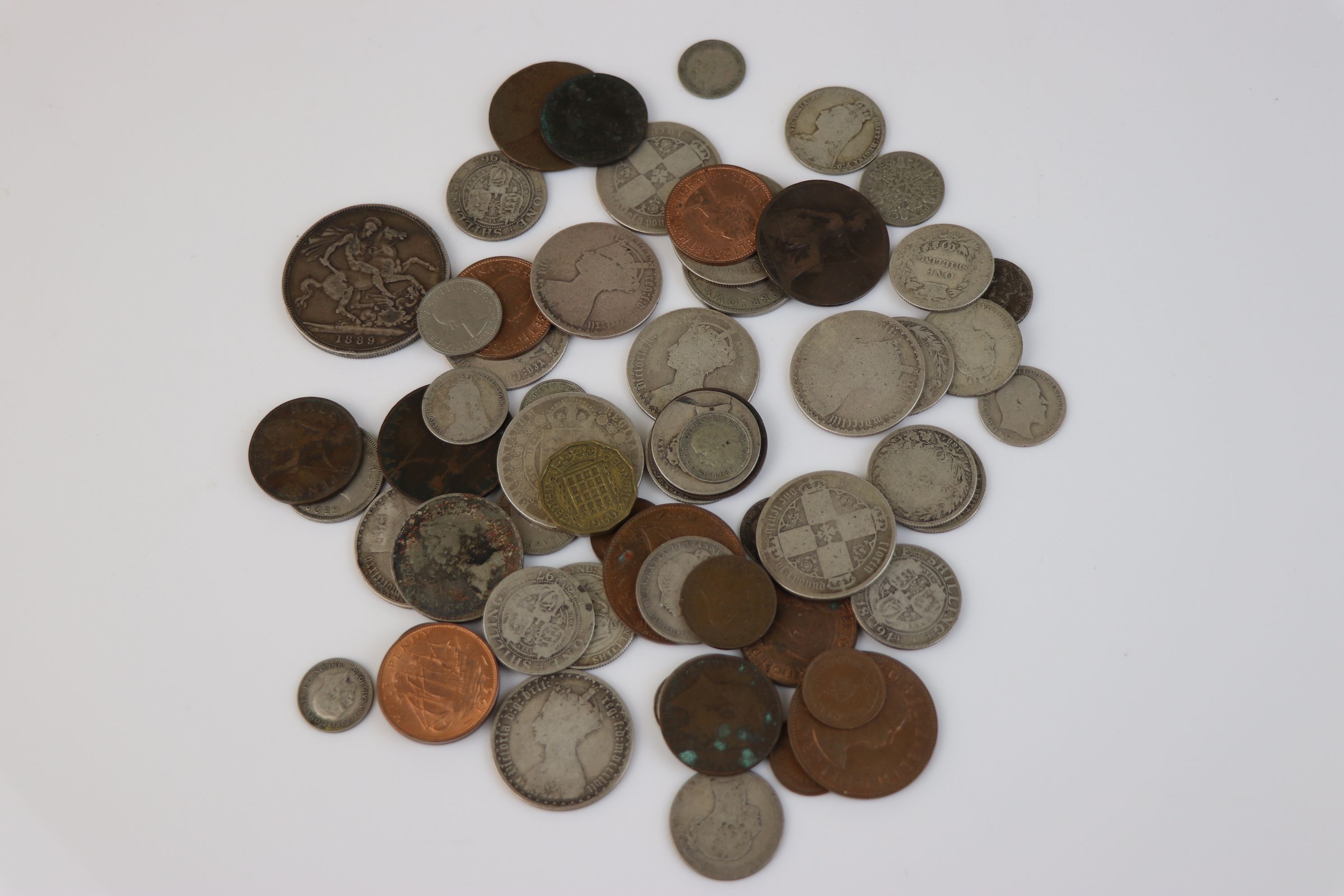 A quantity of British pre-decimal coins to include silver examples, silver examples include 1889 - Image 8 of 8