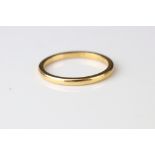 22ct yellow gold wedding band, ring size R