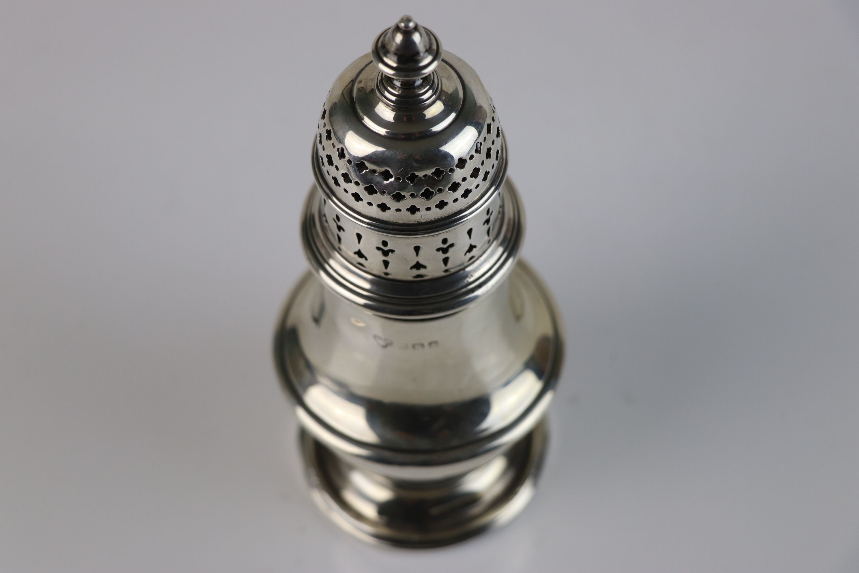 A fully hallmarked sterling silver sugar caster, maker marked for Selfridge & Co Ltd, assayed in - Image 4 of 4