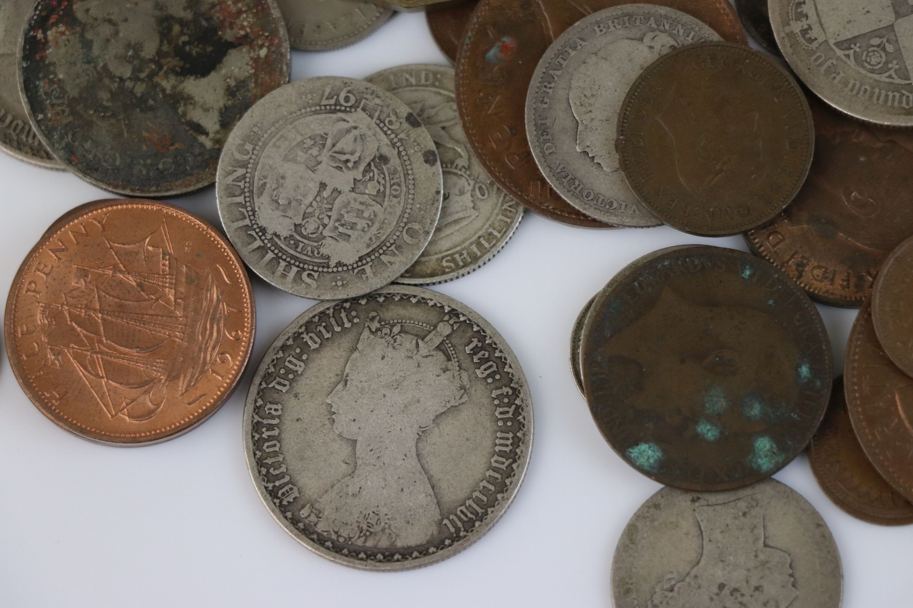 A quantity of British pre-decimal coins to include silver examples, silver examples include 1889 - Image 5 of 8