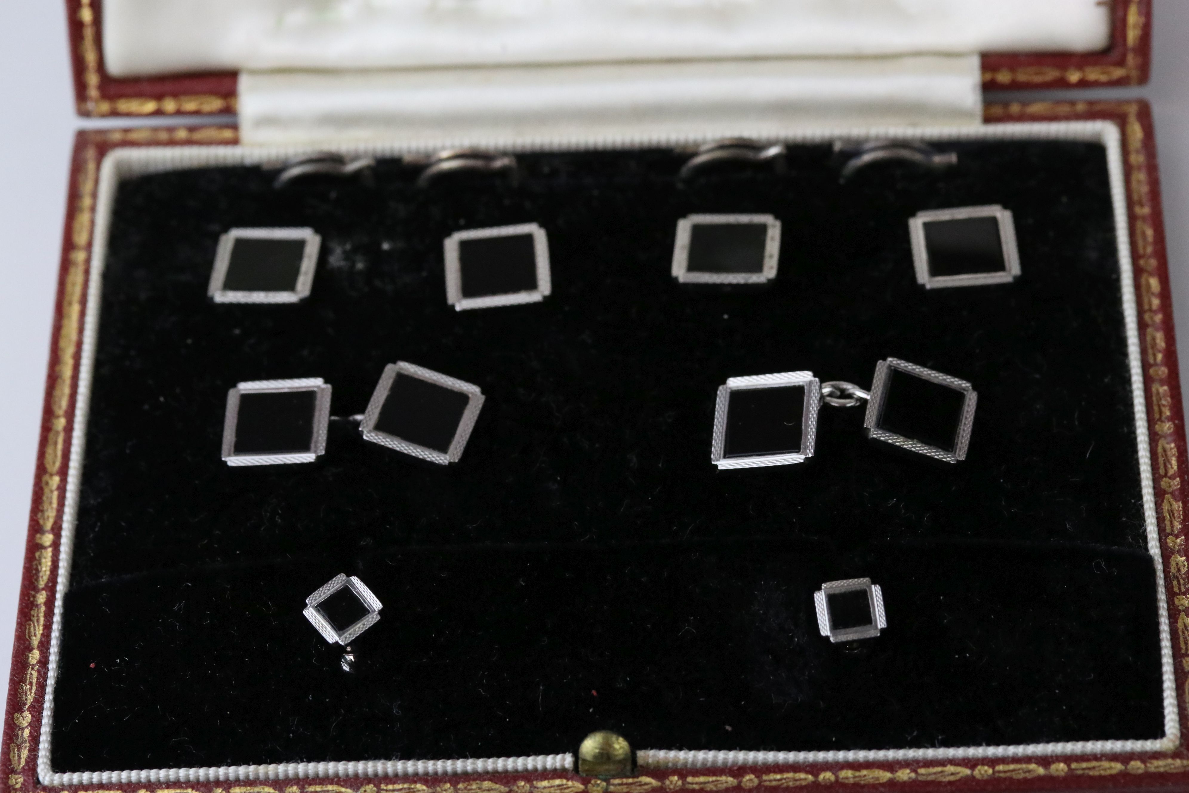 Onyx 9ct carat white gold Gentleman's cufflinks, buttons and dress stud set, square flush set - Image 5 of 8