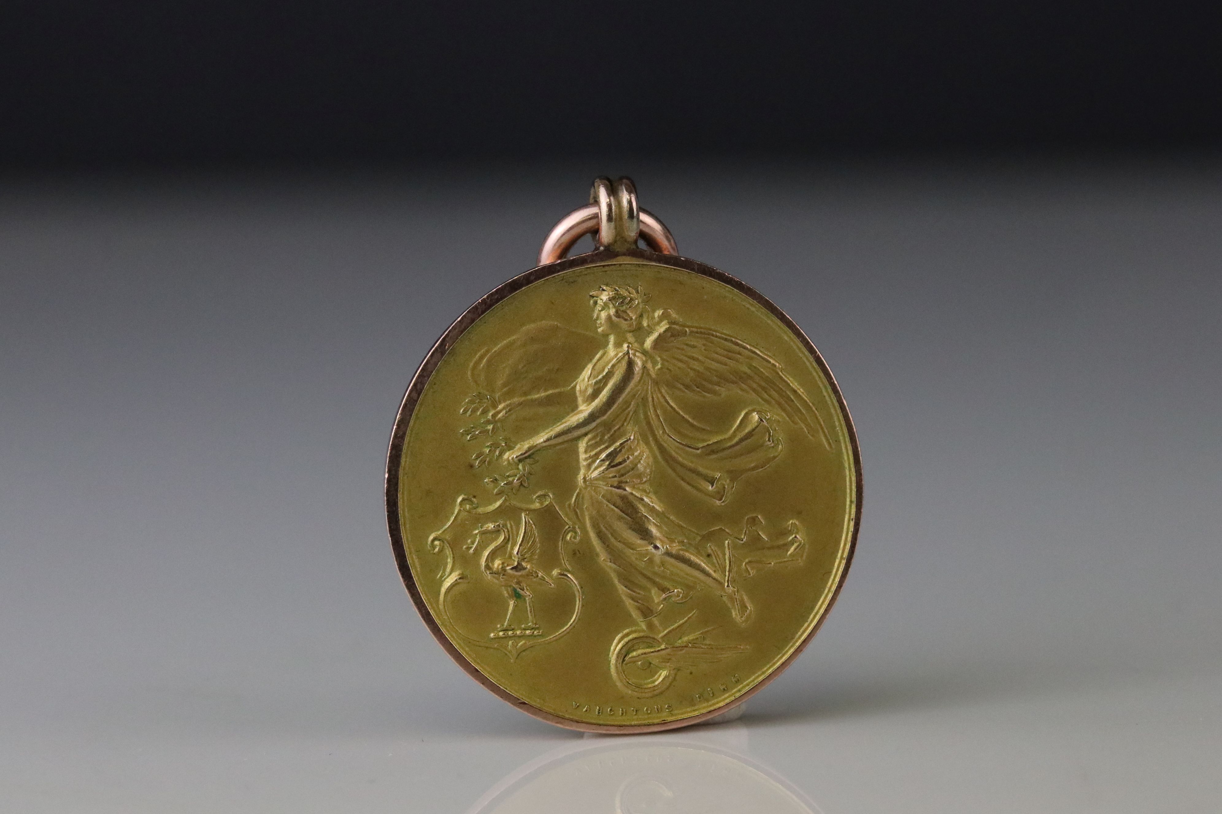 Early 20th century 9ct yellow gold Mersey Liverpool Motor Club medallion in rose metal pendant - Image 4 of 4