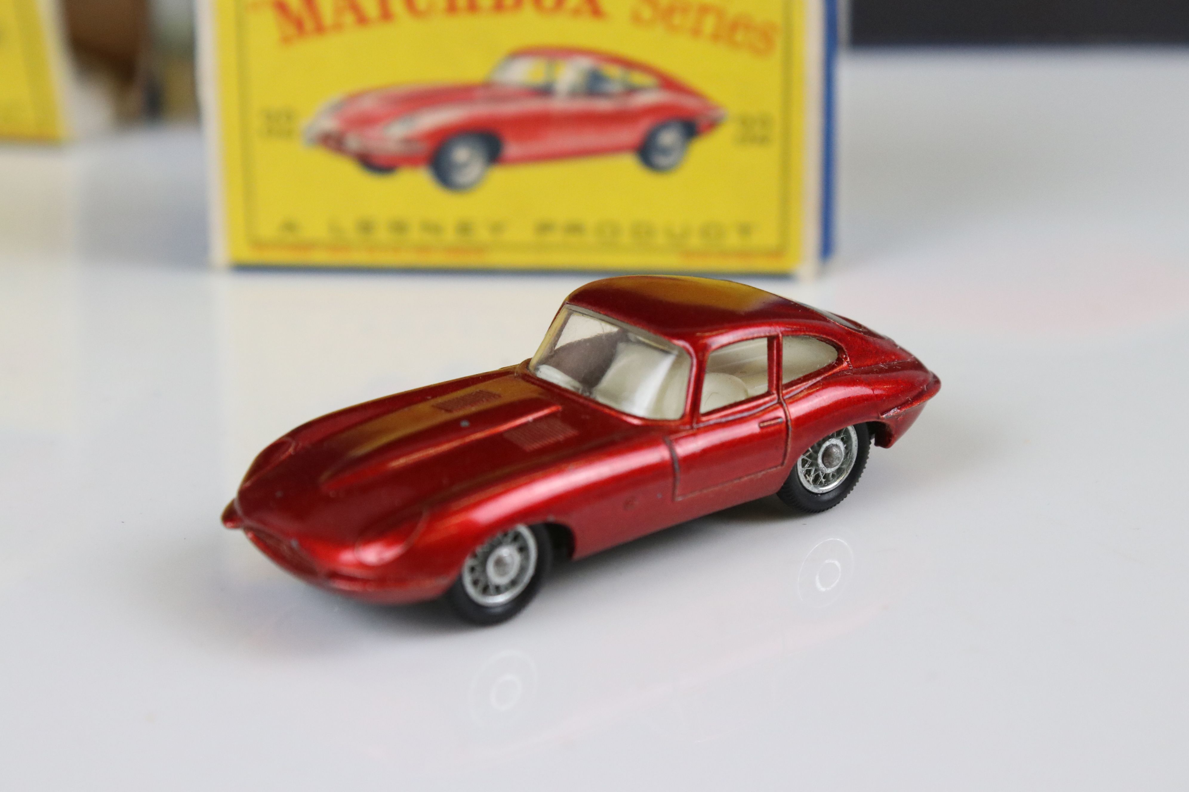 12 Boxed Matchbox 75 Series diecast models to include 7 Ford Anglia, 17 Metropolitan Taxi, 23 - Image 2 of 14