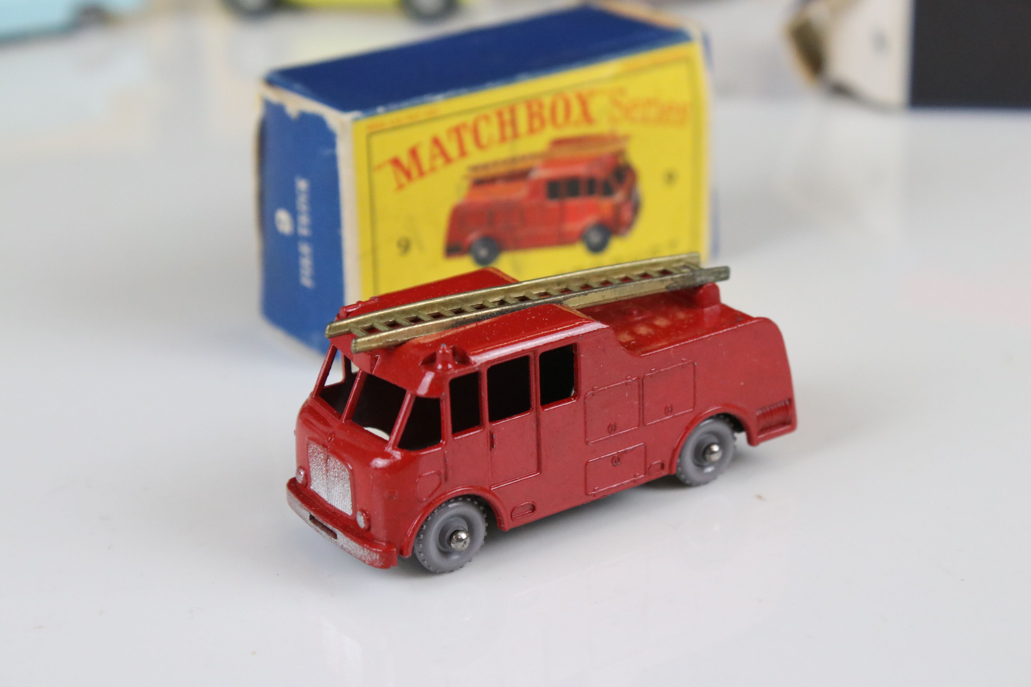 12 Boxed Matchbox 75 Series diecast models to include 7 Ford Anglia, 17 Metropolitan Taxi, 23 - Image 5 of 14