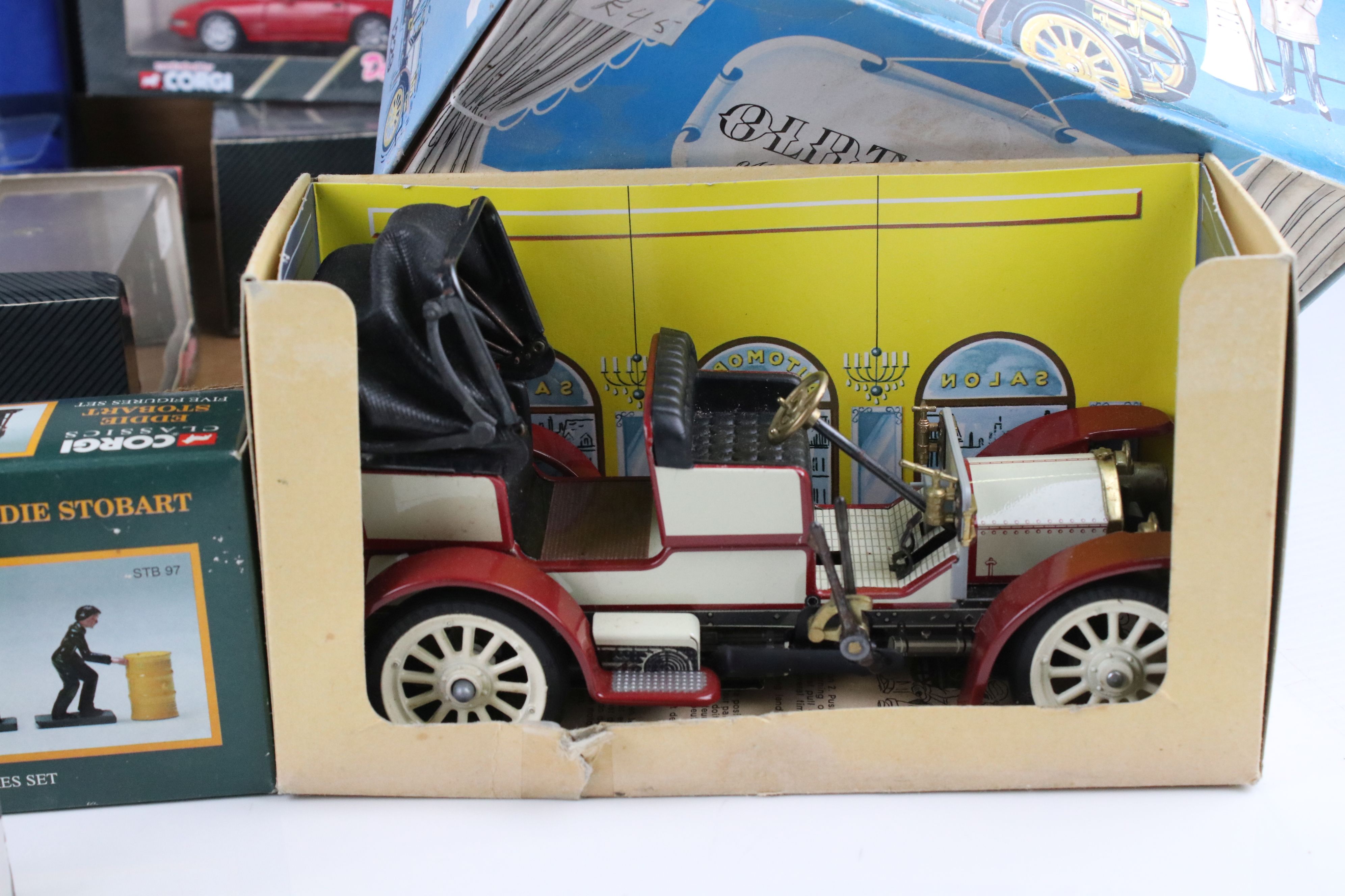 14 Boxed diecast / tin plate models to include Schuco Old Timer 1229, Corgi Millennium Collection - Image 3 of 8
