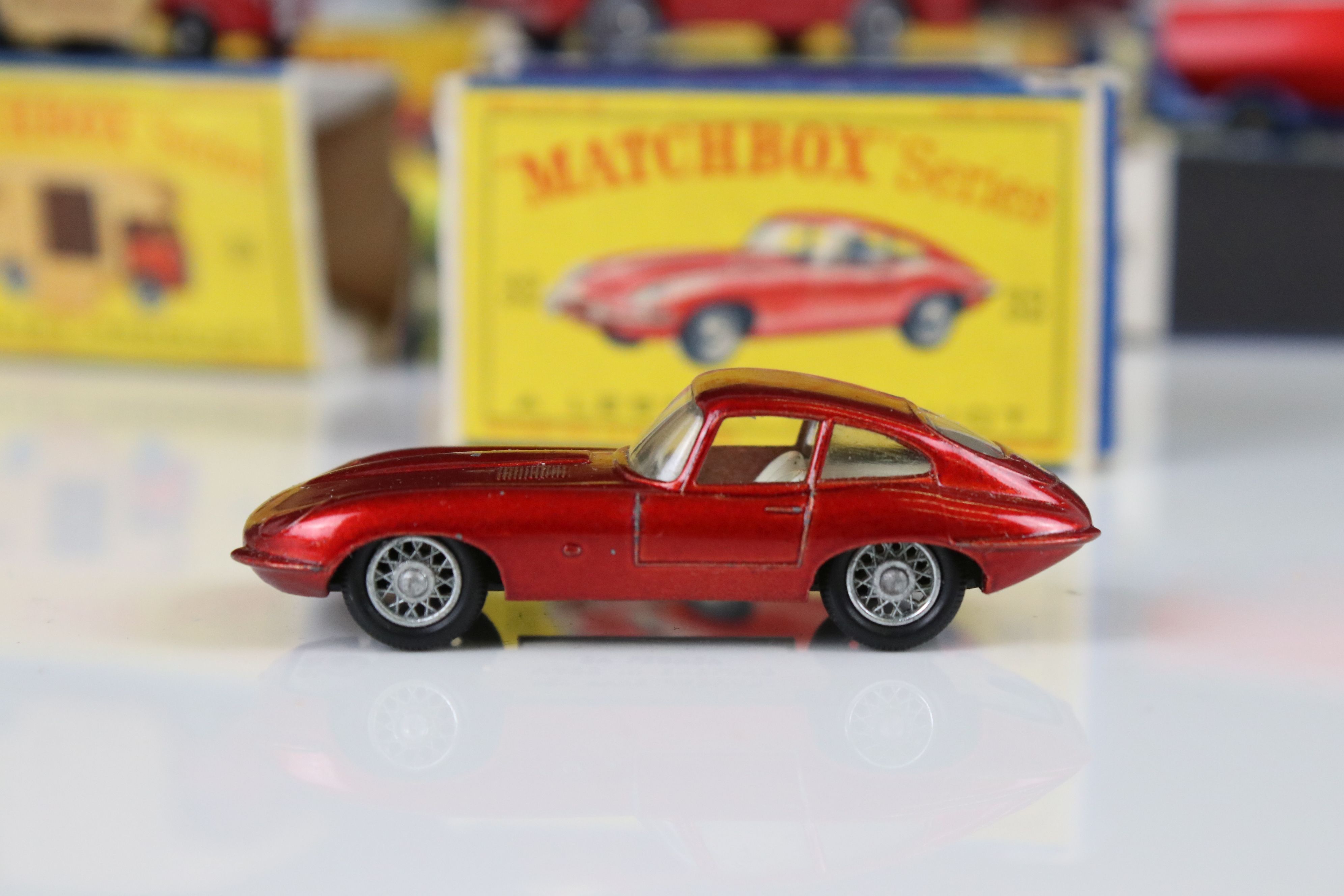 12 Boxed Matchbox 75 Series diecast models to include 7 Ford Anglia, 17 Metropolitan Taxi, 23 - Image 3 of 14