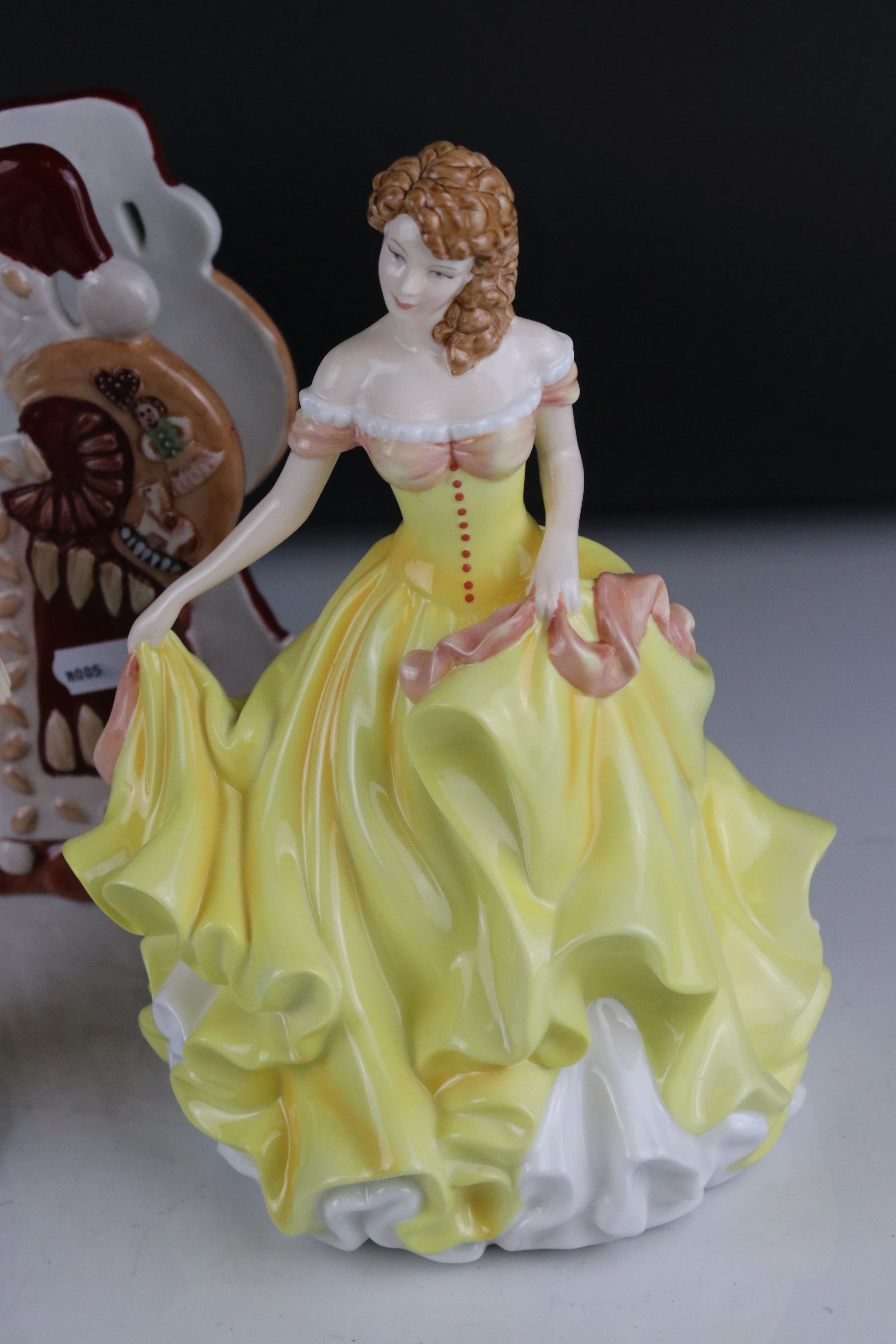 Mixed Lot of Ceramics including Two Royal Doulton Figurines and a Coalport Figurine, Pair of - Image 8 of 10