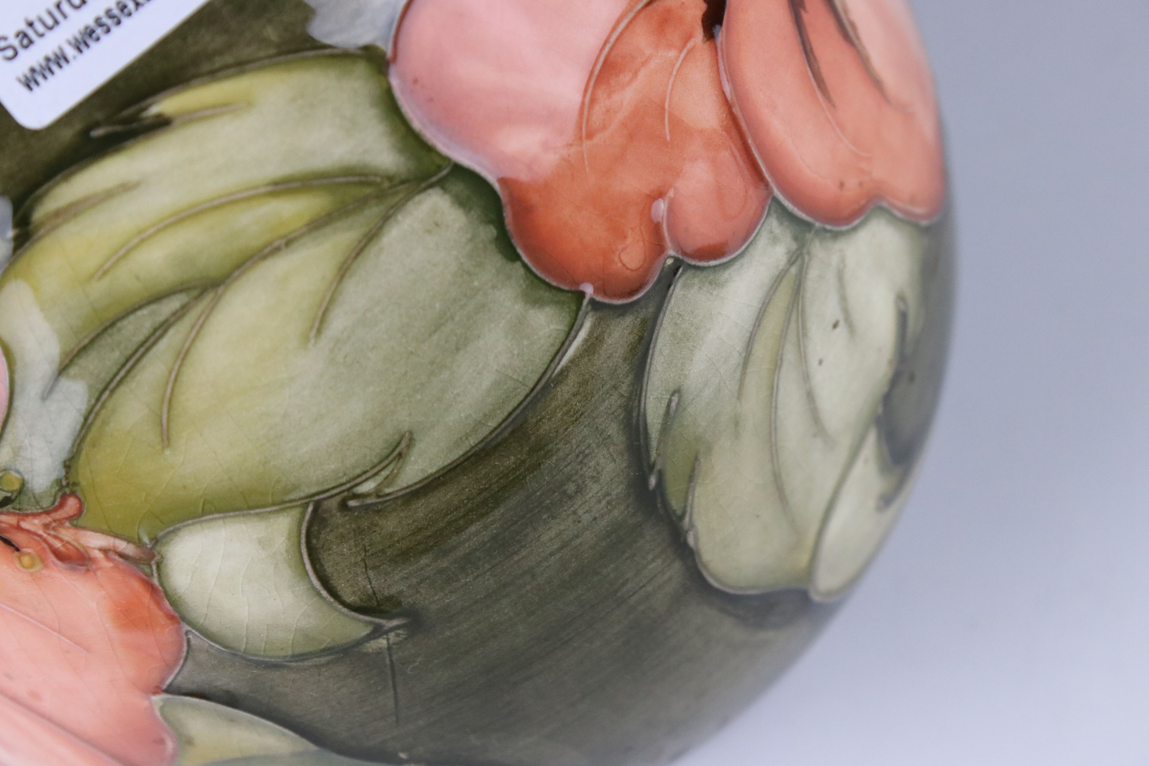 Moorcroft Vase in the Hibiscus pattern on green ground, impressed Moorcroft mark to base and also - Image 6 of 7