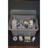 A box of mixed collectables to include glassware, Delft blue and white ceramics etc