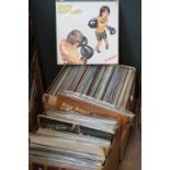 Vinyl - Around 200 LPs to include Country, MOD, Easy Listening etc, sleeves and vinyl vg+