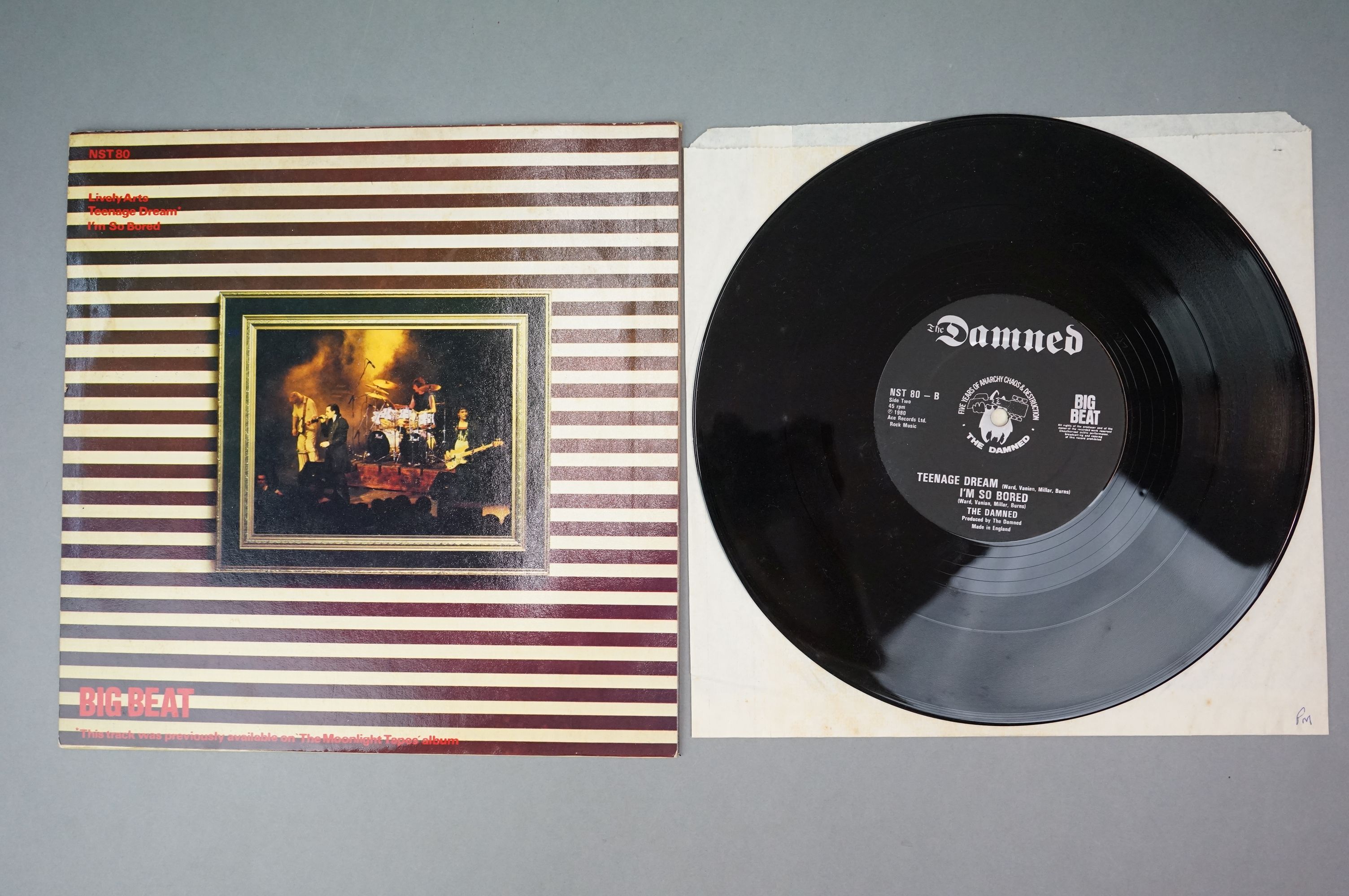 Vinyl - The Damned small collection to include Live In Newcastle picture disc (PDAMU2A) Vg+, - Image 5 of 9