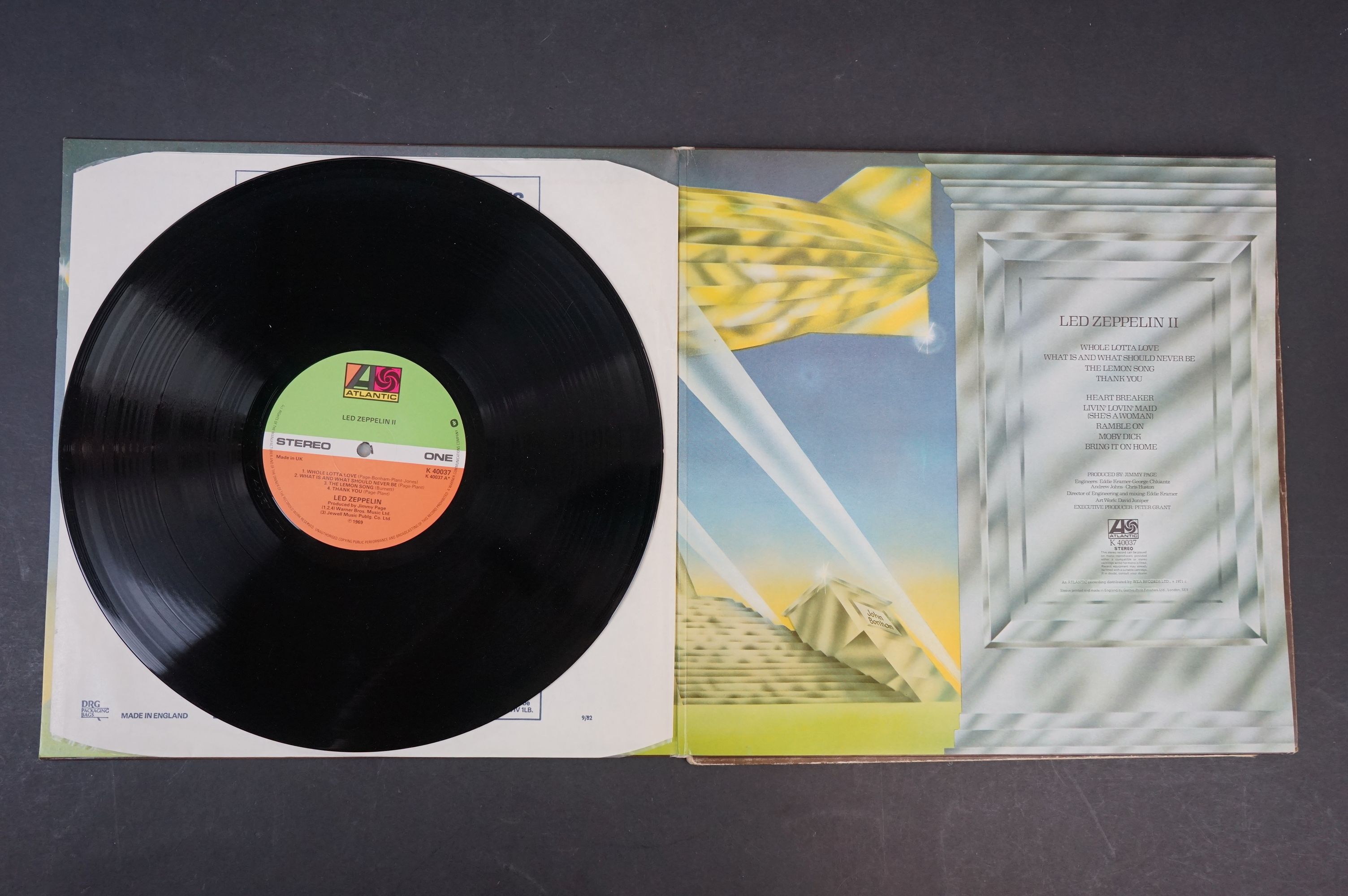 Vinyl - Six Led Zeppelin LPs to include In Through the Outdoor (cover D) SSK59410, Coda 790051, 2 - Image 3 of 17