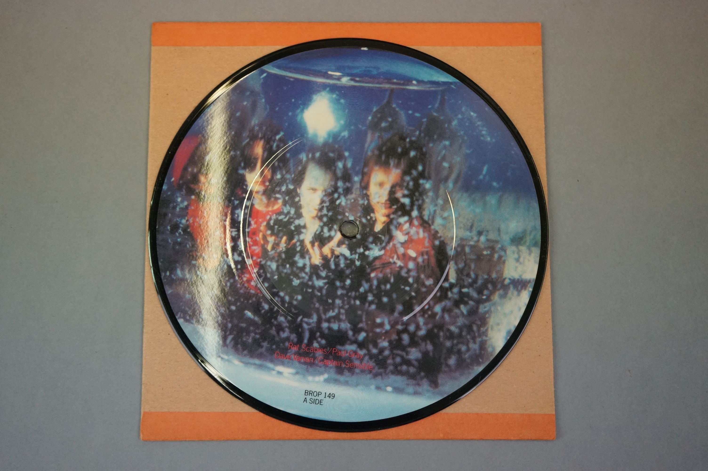 Vinyl - The Damned small collection to include Live In Newcastle picture disc (PDAMU2A) Vg+, - Image 3 of 9