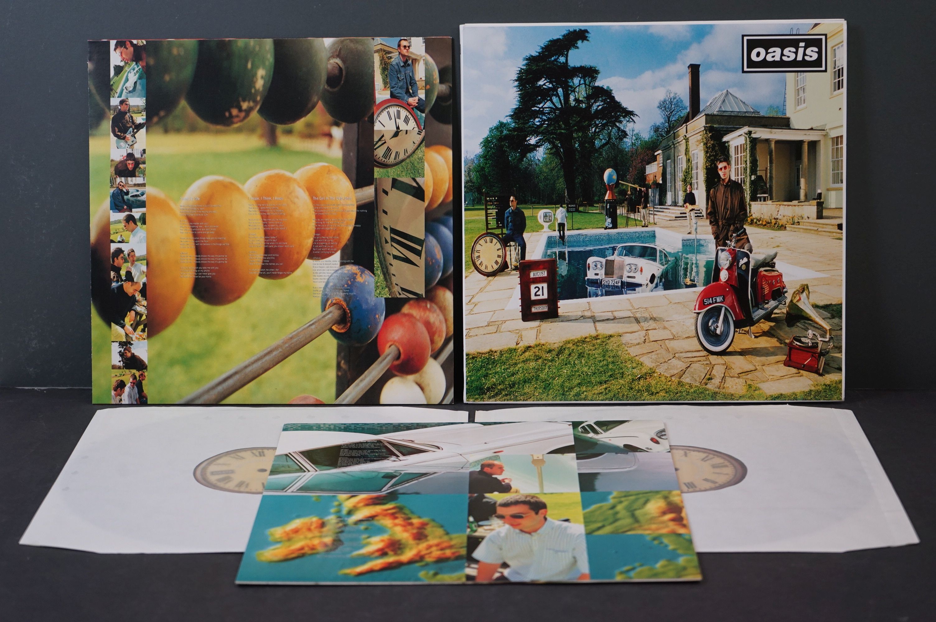 Vinyl - Oasis Be Here Now 2 LP on Creation CRELP219, sleeve ex, vinyl vg+ with a couple of marks