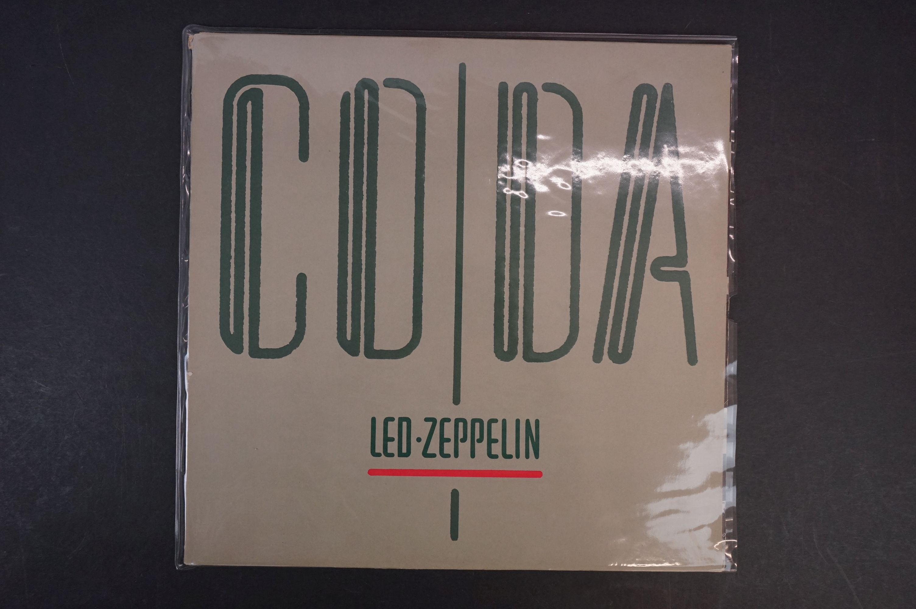 Vinyl - Six Led Zeppelin LPs to include In Through the Outdoor (cover D) SSK59410, Coda 790051, 2 - Image 6 of 17