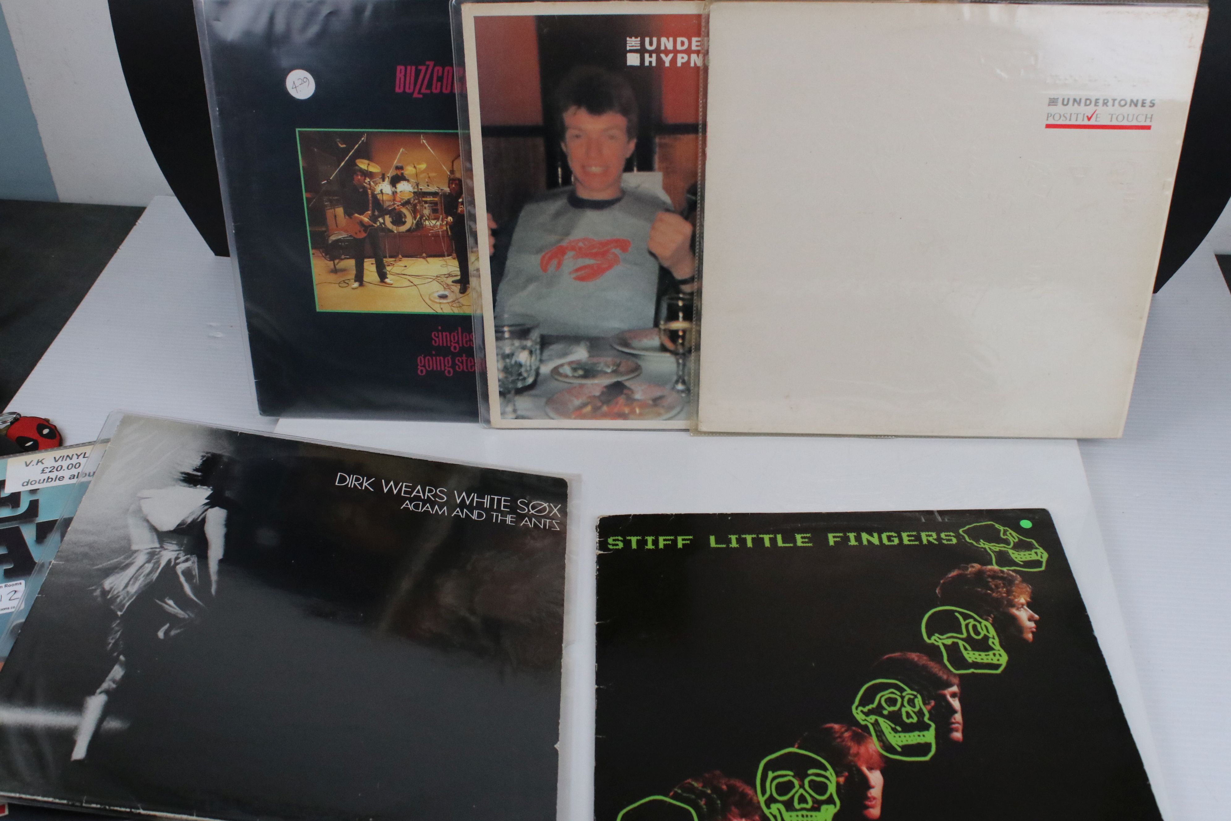Vinyl - Punk 17 LP's including The Jam x 9, Sex Pistols & related x 3 (including V2086 purple - Image 5 of 5