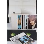 Vinyl - The Beatles White Album LP mono PMC7067-8, numbered 0001376 with 8 x coloured prints and