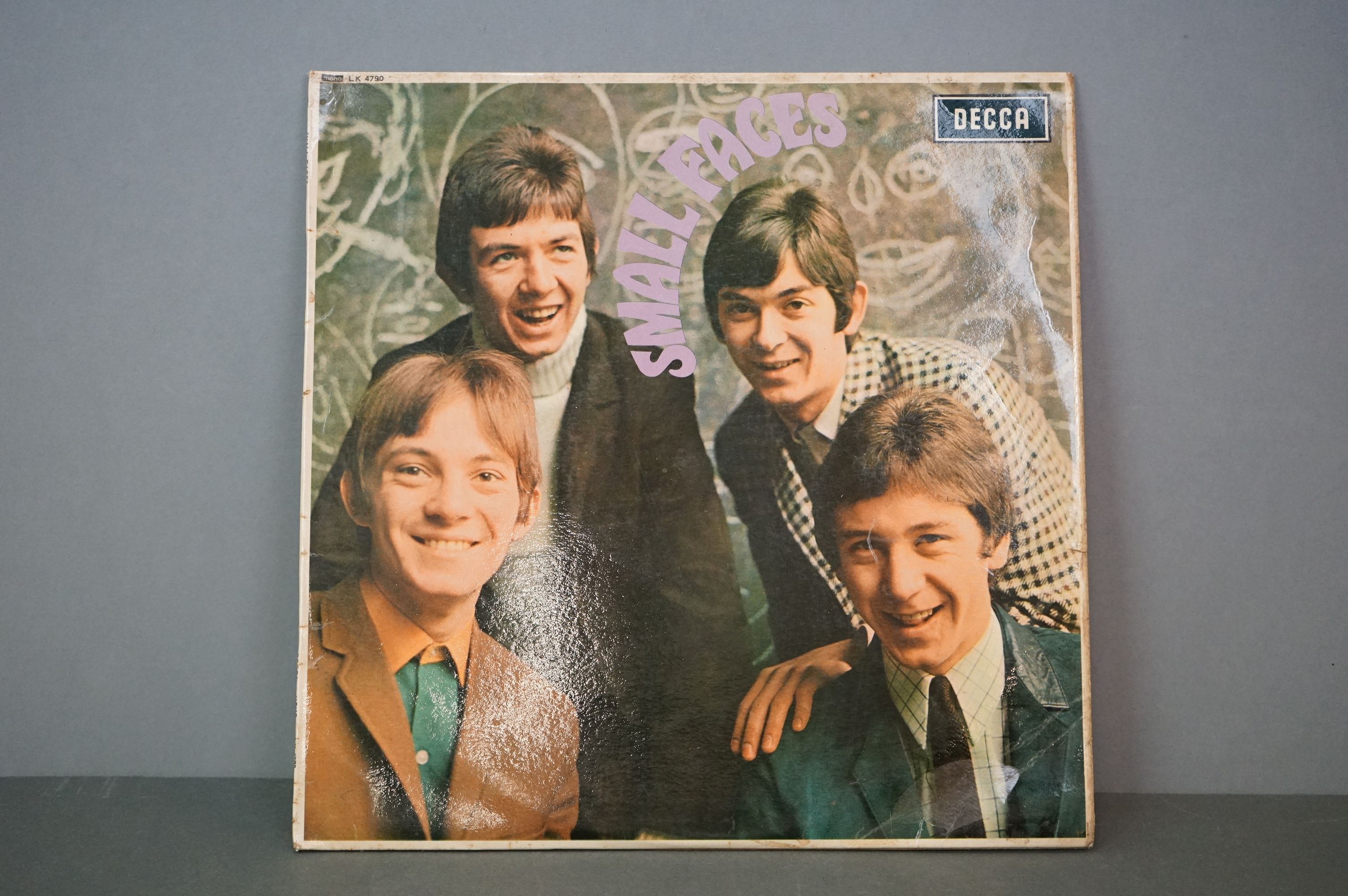 Vinyl - Small Faces self titled on Decca LK4790 red unboxed Decca mono label, sleeve and vinyl vg