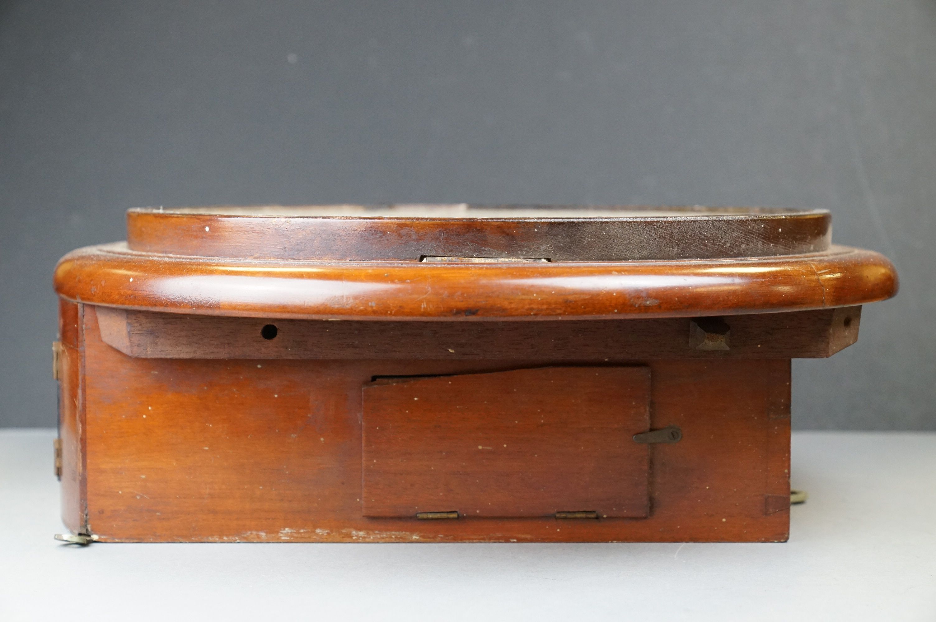 Late 19th / Early 20th century Circular Mahogany Cased Classroom or Station Clock, with Roman - Image 4 of 6