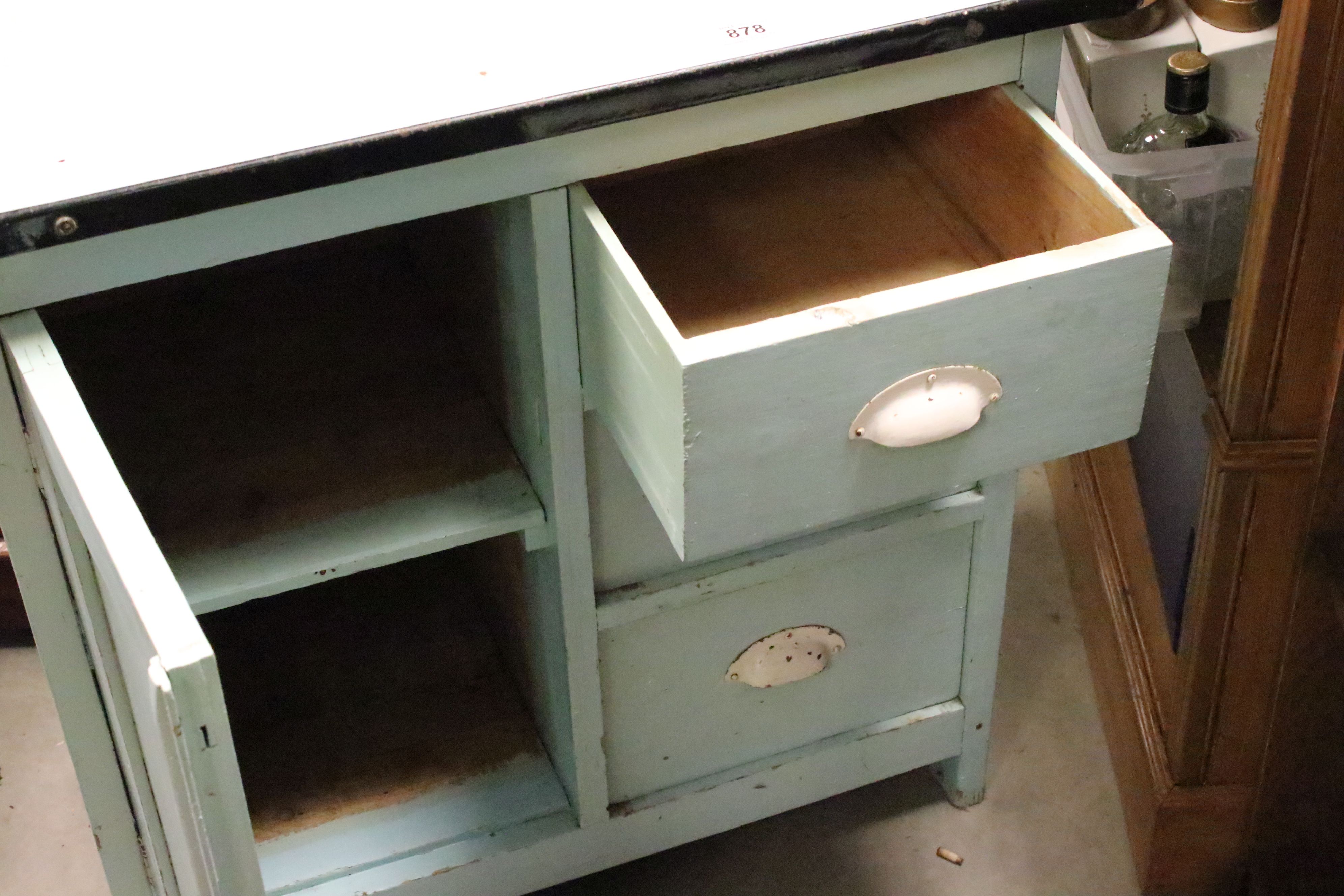 1950s kitchen work unit with three drawers & single cupboard - Image 3 of 3