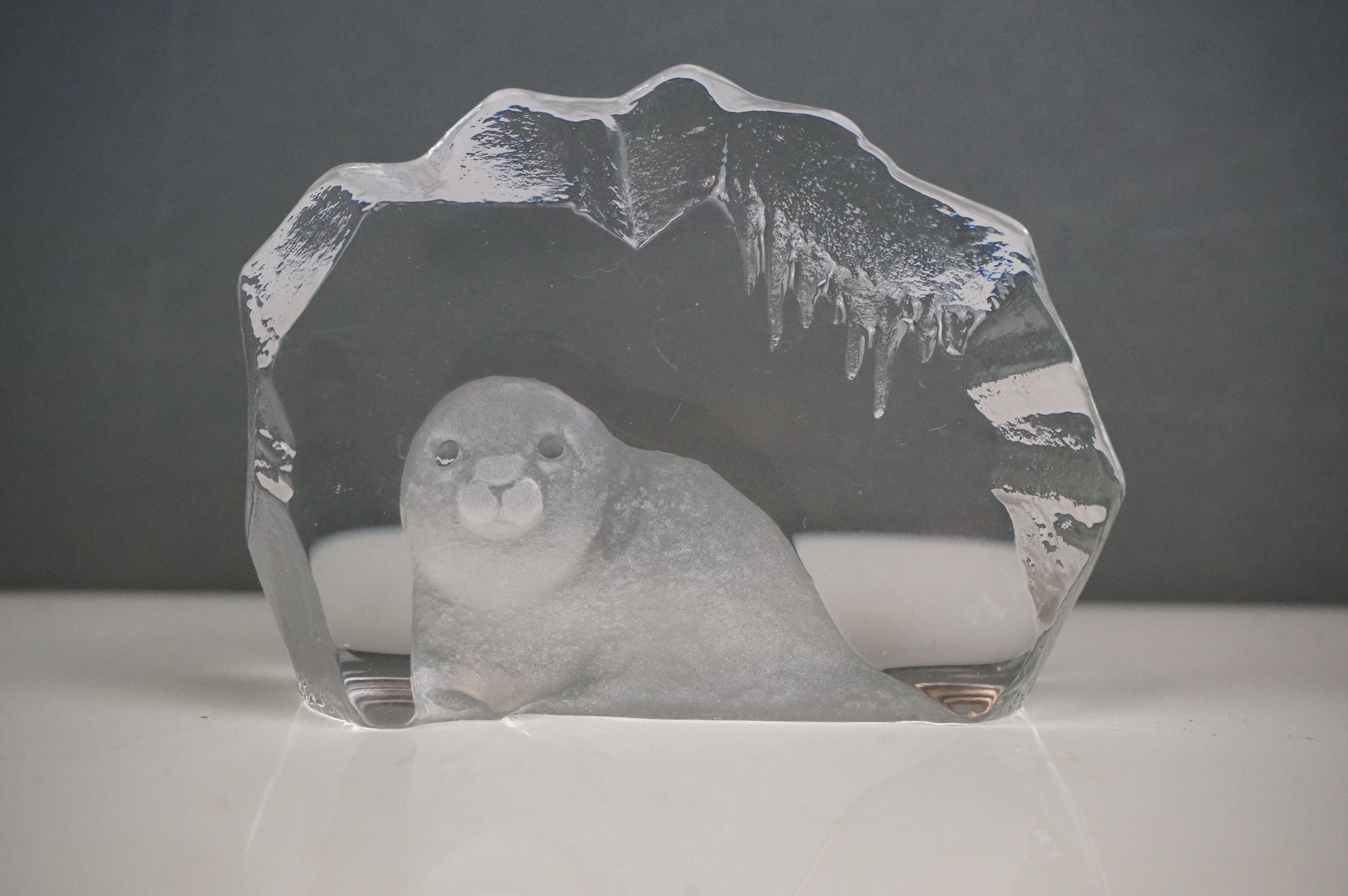 A collection of five glass animal sculptures to include a Mats Jonasson example. - Image 4 of 6