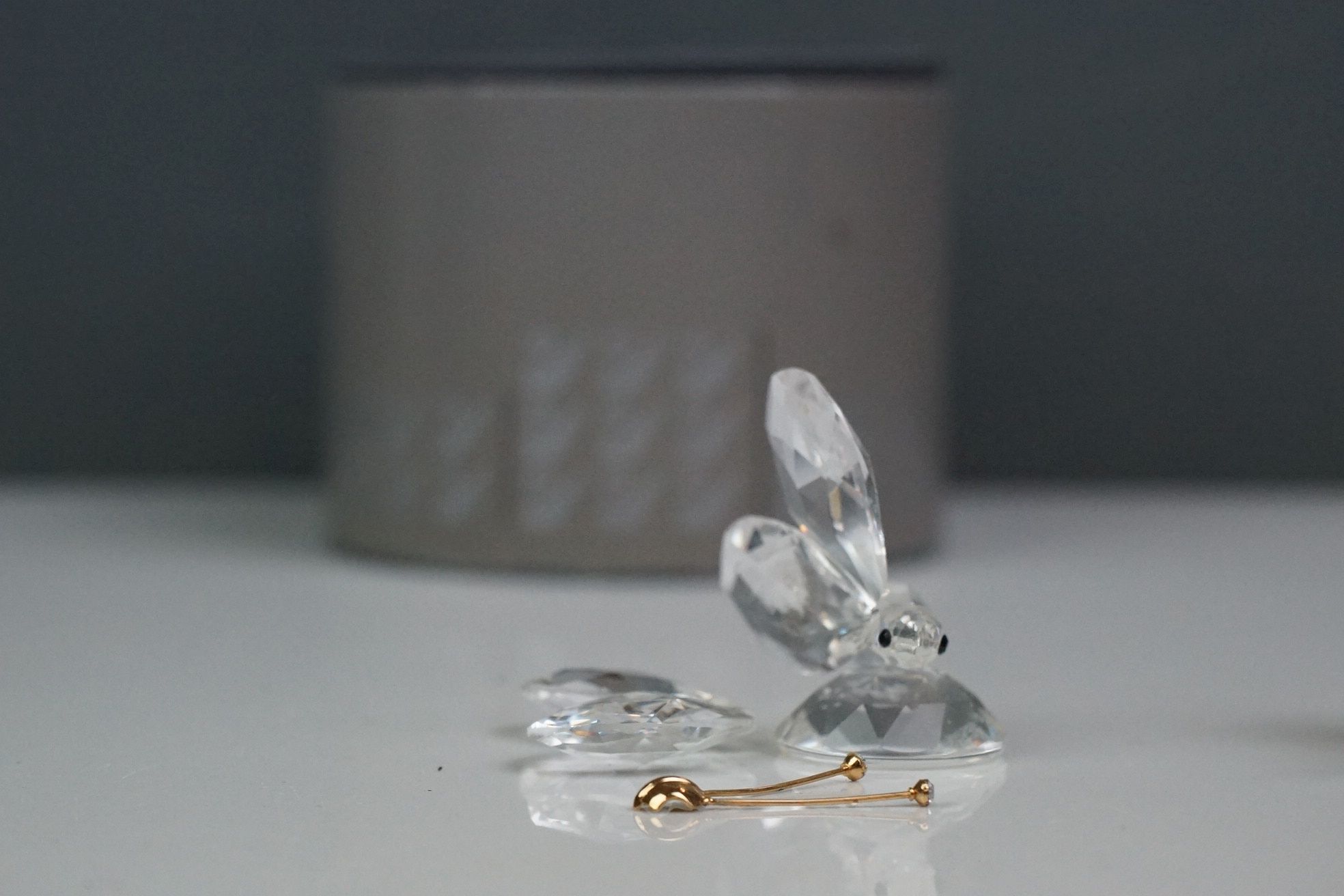 A collection of five boxed Swarovski crystal ornaments to include an Elephant, Butterfly, Bird, Duck - Image 5 of 6