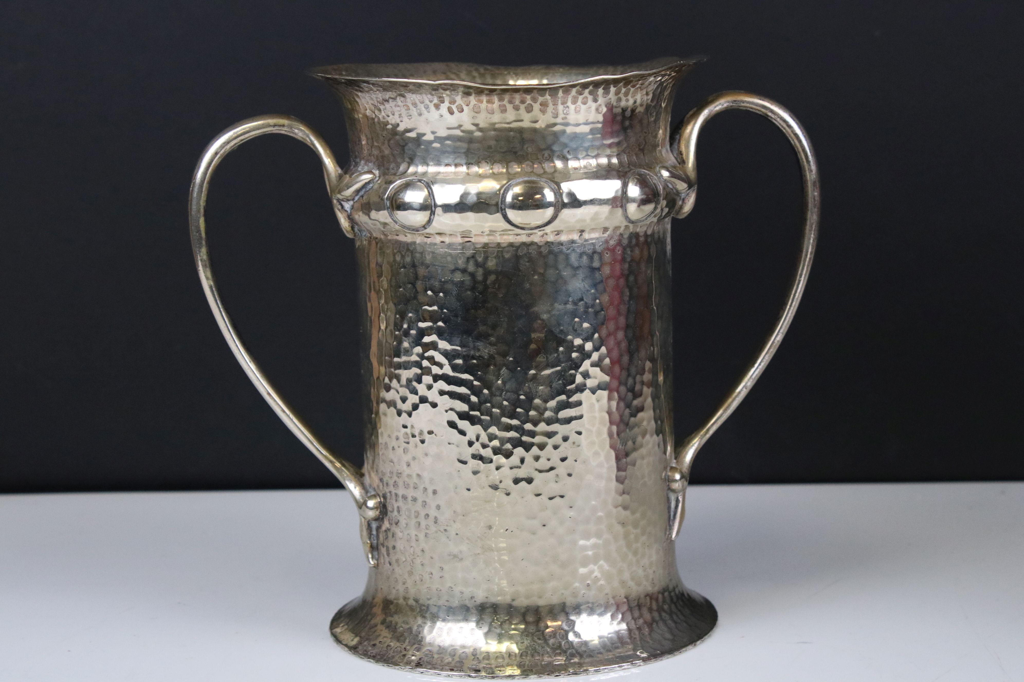 Art Nouveau Polished Hammered Pewter Twin Handled Vase, marks to base for H J Cooper & Co Ltd, 19cms - Image 6 of 6