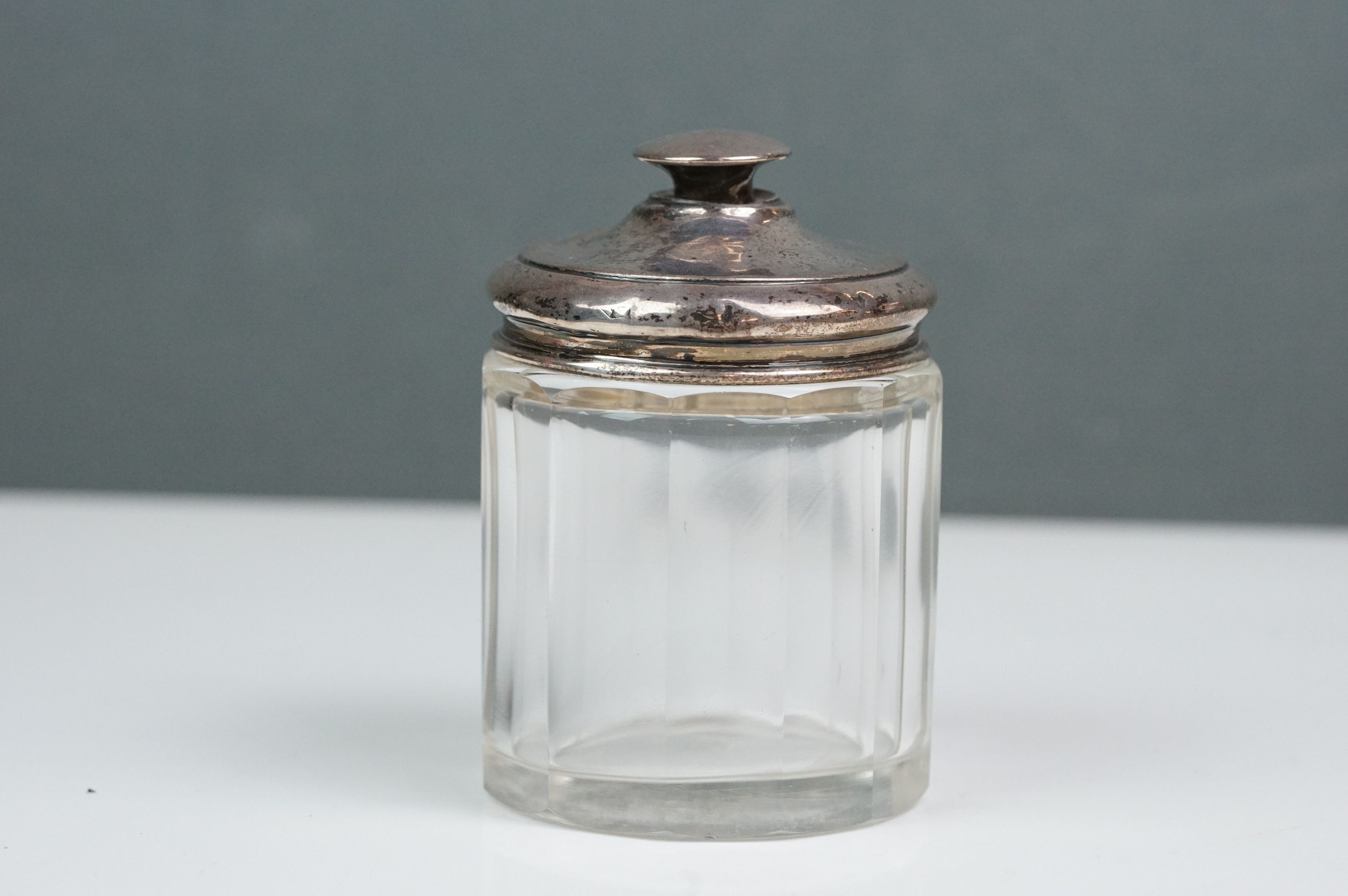 Silver topped dressing table items to include hand mirrors, brushes, jars, button hook and shoe - Image 11 of 12