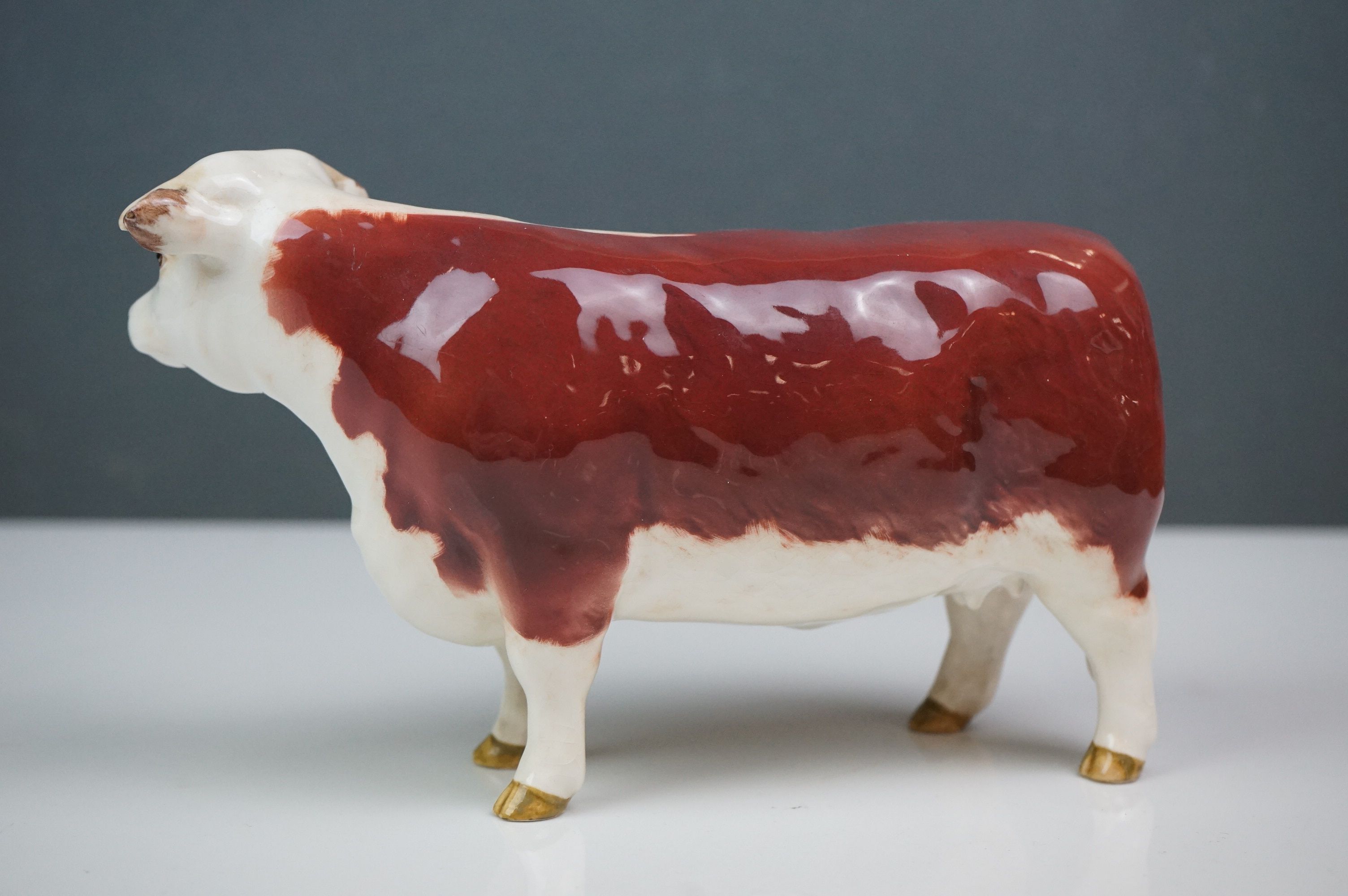 Beswick Hereford Family including Bull (no. 949), Cow (no.1360) and Calf (no.1406B) - Image 8 of 14