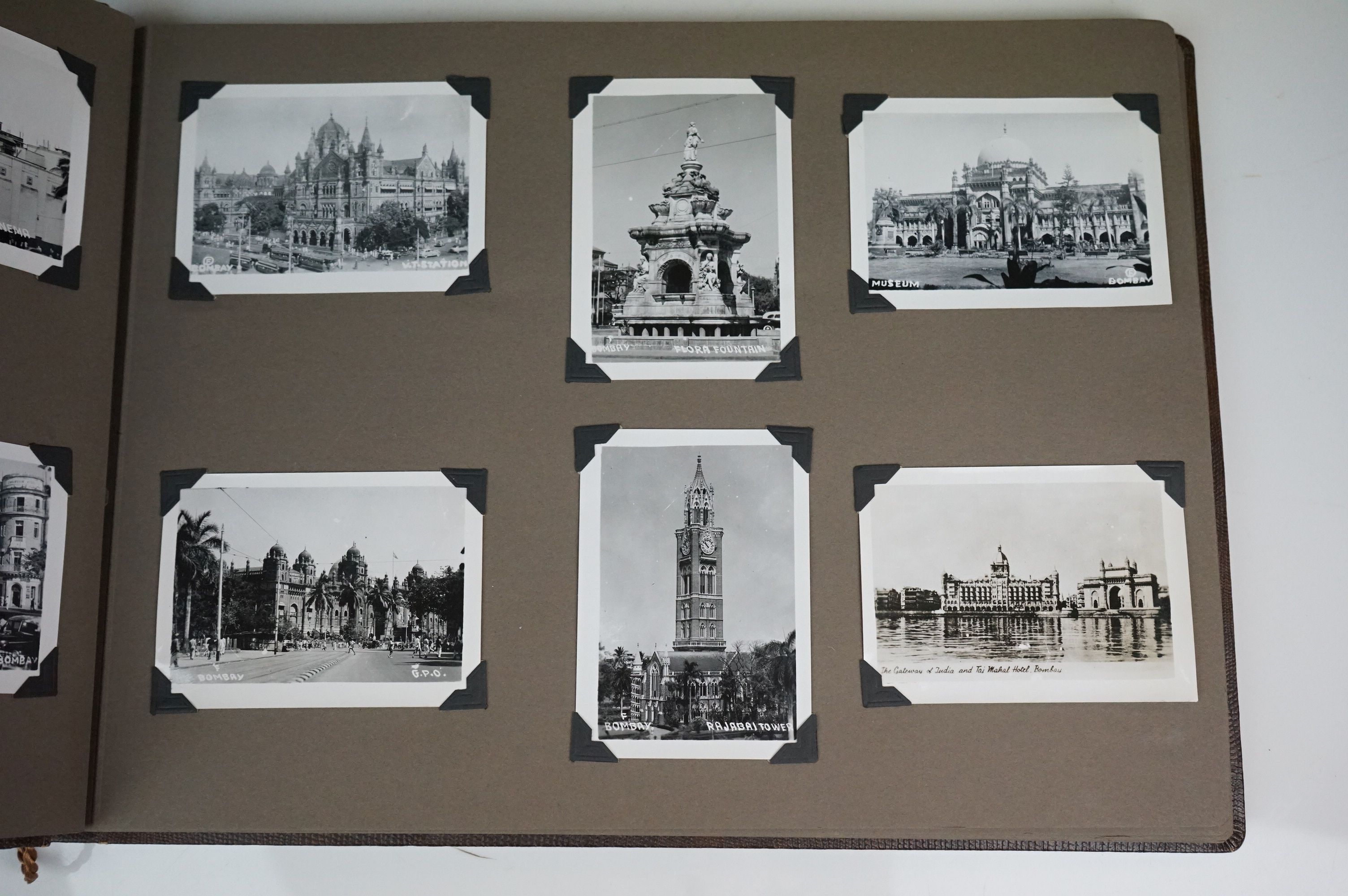 An album of vintage postcards and photos of various locations to include London, Bombay, Cambridge - Image 5 of 8