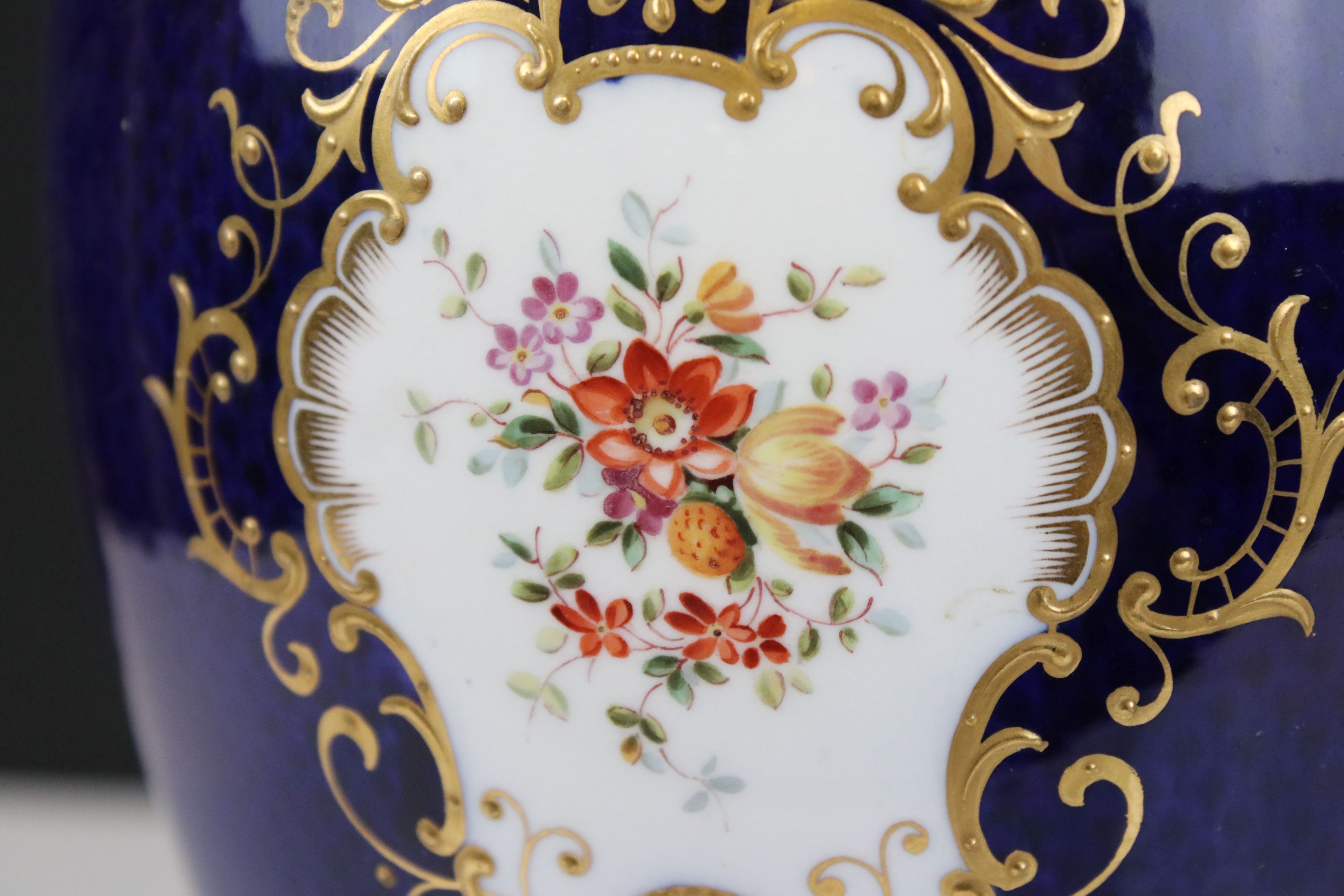 Early 20th century Coalport Twin Handled Vase, painted with panels of an exotic birds, floral sprays - Image 7 of 10