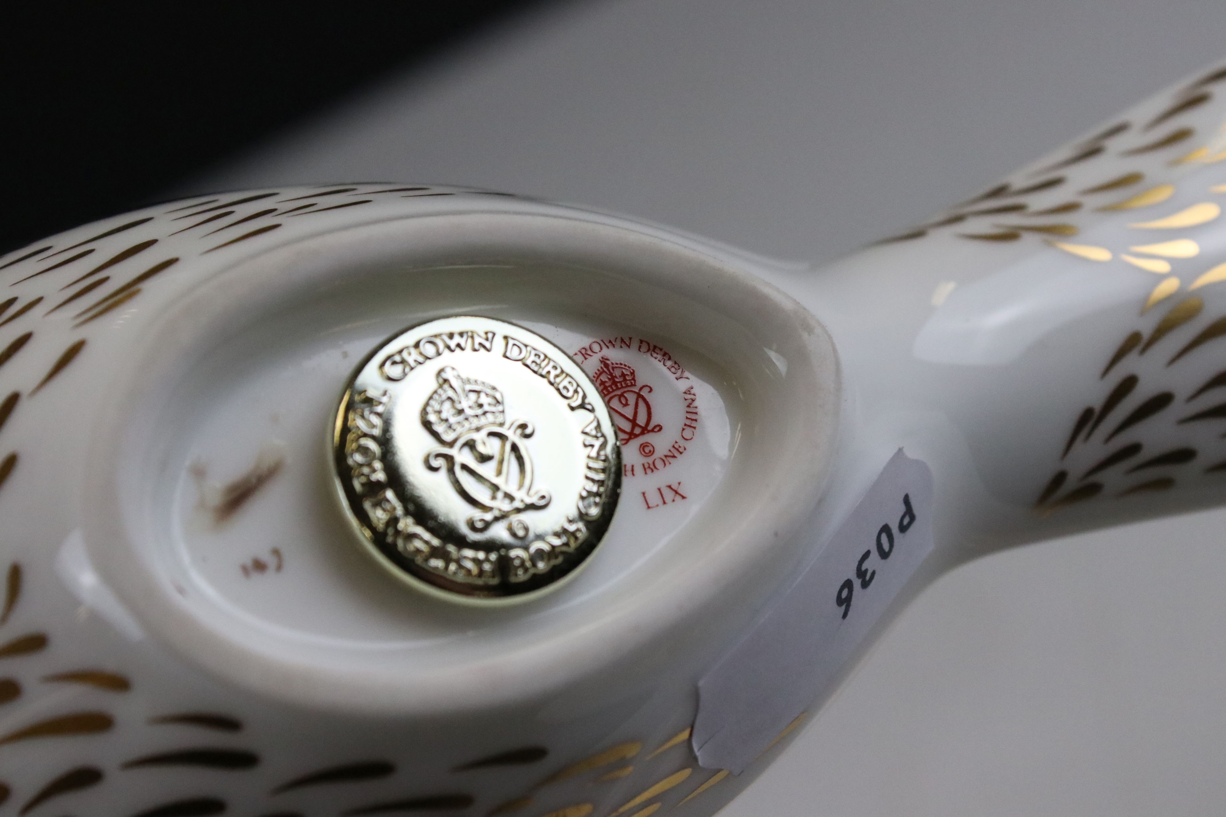 Two Royal Crown Derby Ceramic Paperweights - Mallard Duck (silver stopper) and Blue Jay (gold - Image 9 of 20