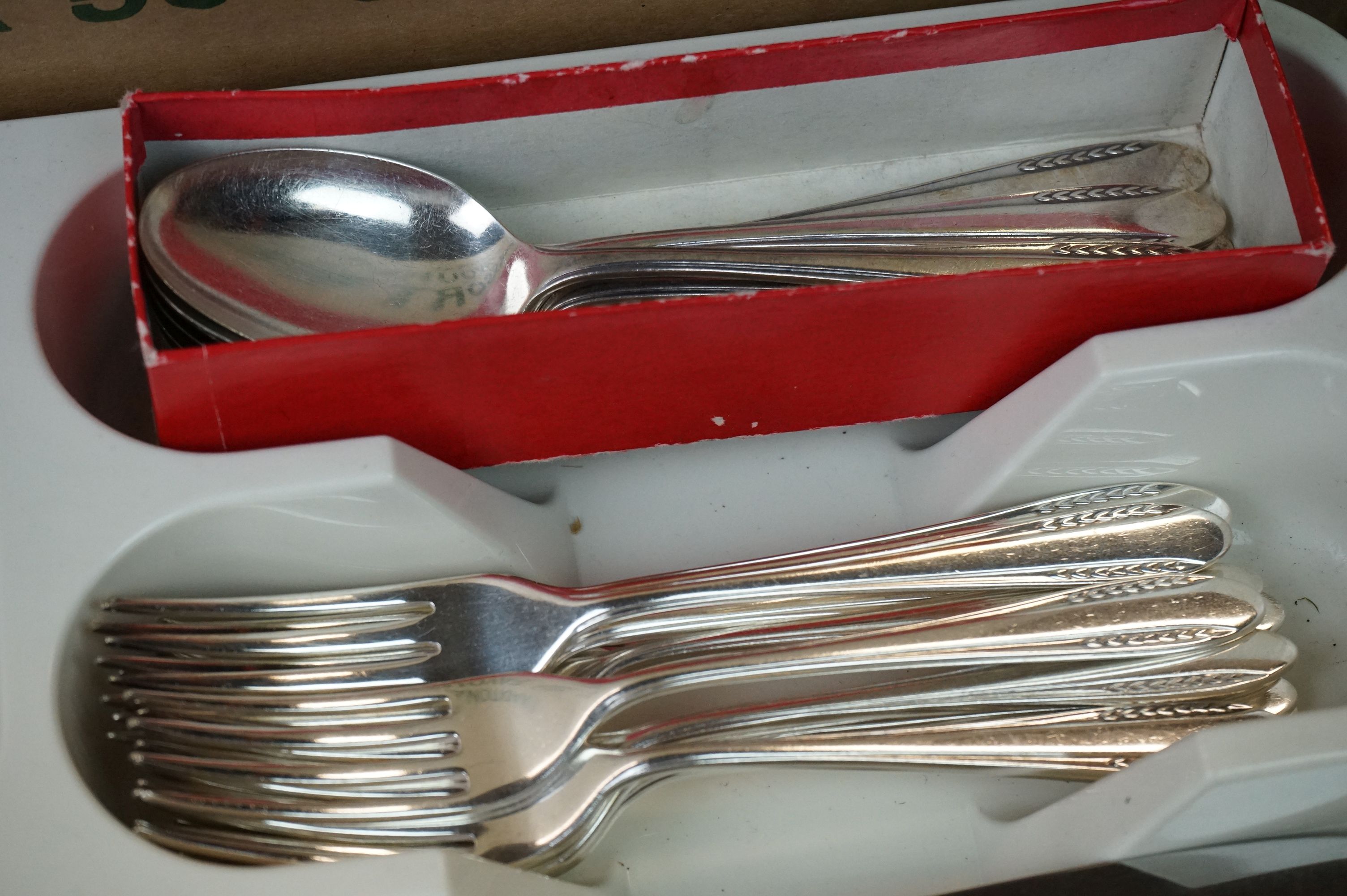 A box of mixed silver plated items to include cutlery, toast rack, trays, condiment set and - Image 2 of 7