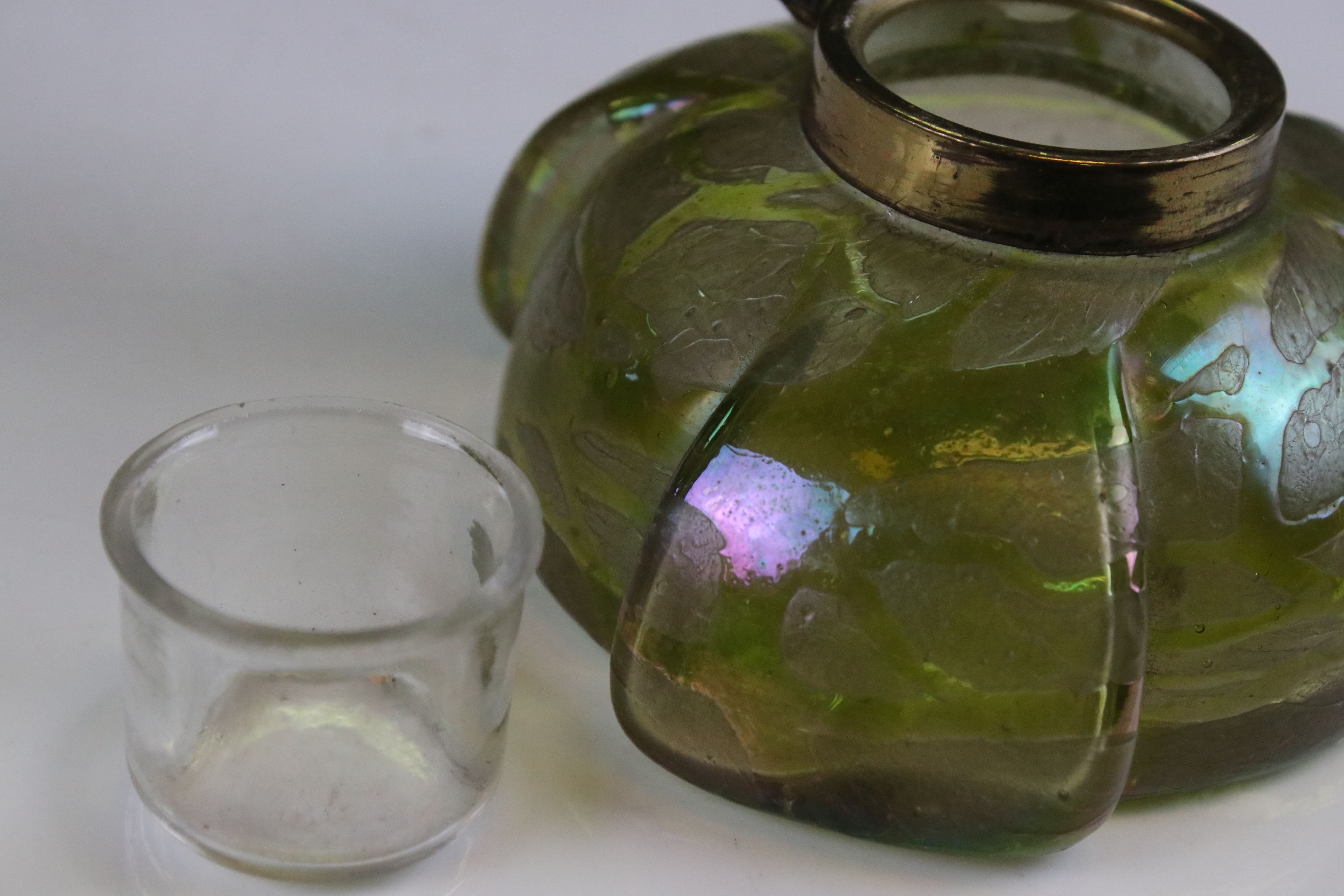 Art Nouveau ' Loetz ' iridescent glass Inkwell with a green trail work design, the brass lid stamped - Image 16 of 18