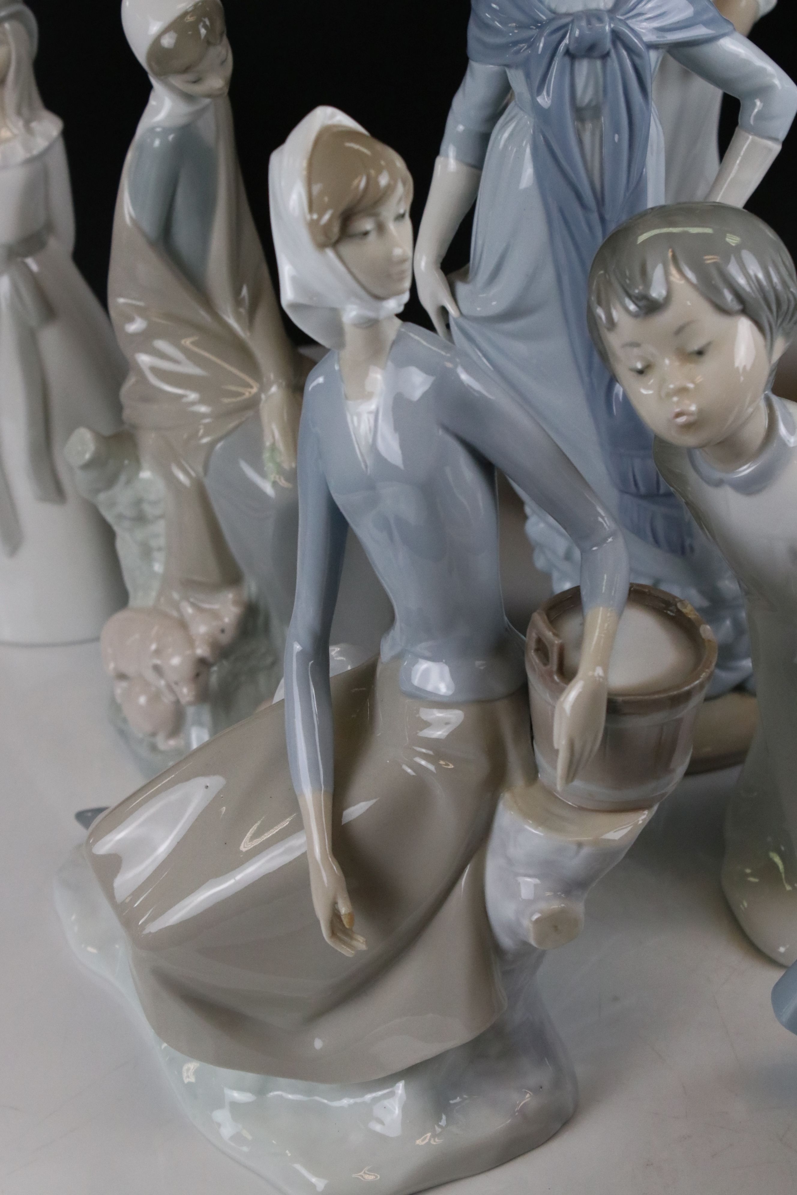 Collection of Twelve Nao Figurines - Image 3 of 20