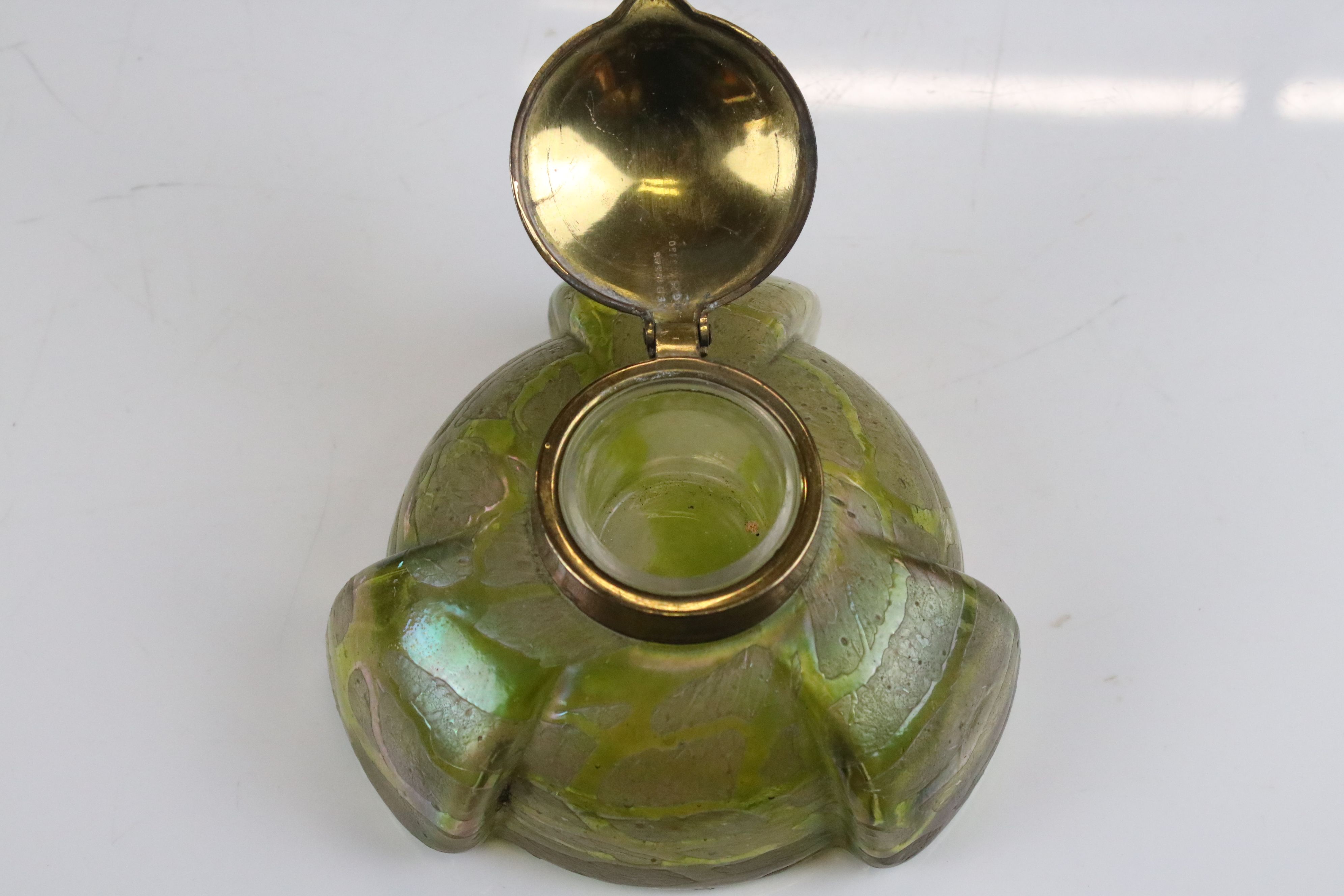 Art Nouveau ' Loetz ' iridescent glass Inkwell with a green trail work design, the brass lid stamped - Image 3 of 18