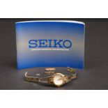 Ladies Seiko 800353 gold tone & mother-of-pearl watch