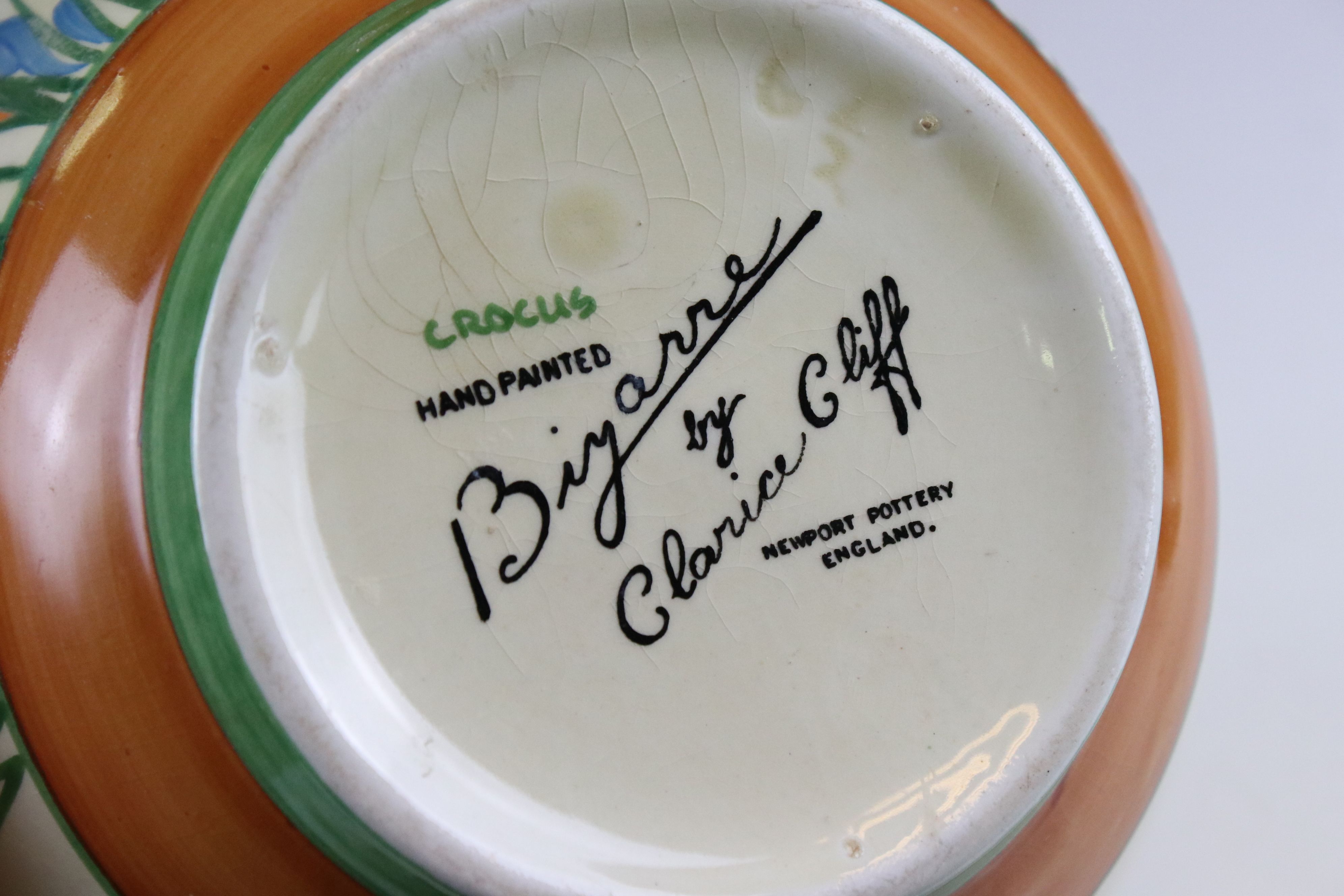 Clarice Cliff Bizarre Bowl in the ' Crocus ' pattern, 17cms diameter - Image 5 of 10