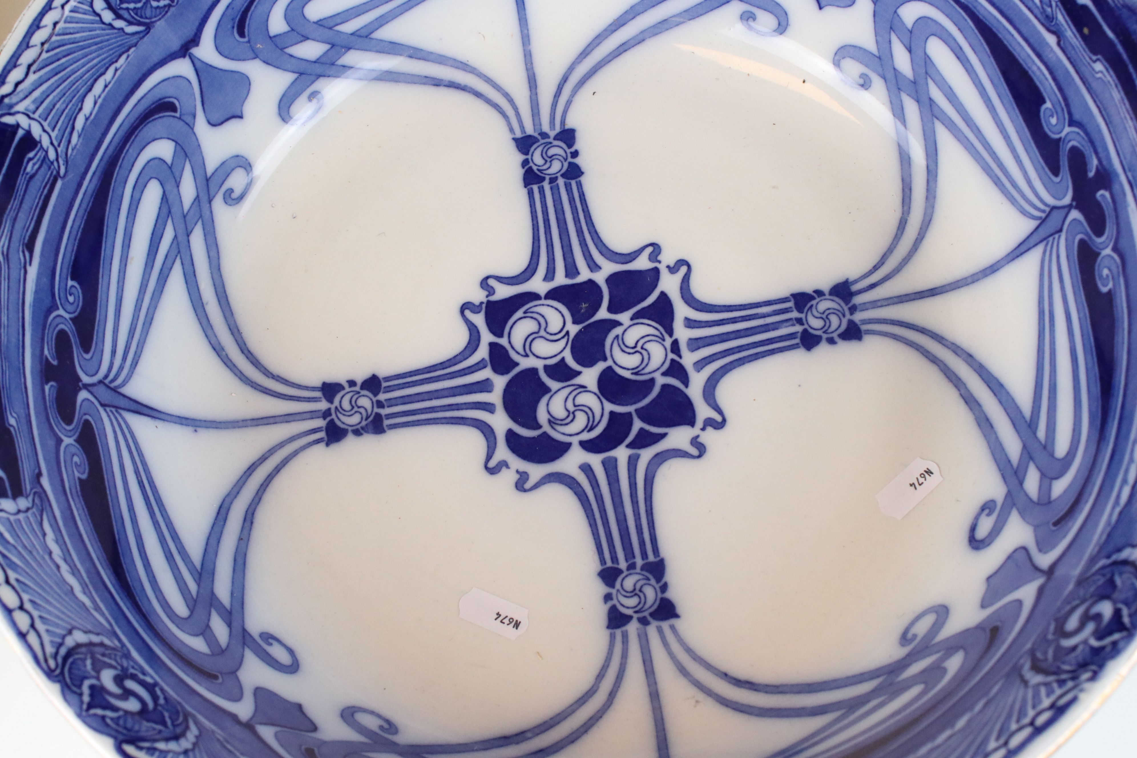 Art Nouveau Royal Doulton Wash Jug and Bowl Set in the Aubrey pattern together with a Rose Patterned - Image 7 of 11