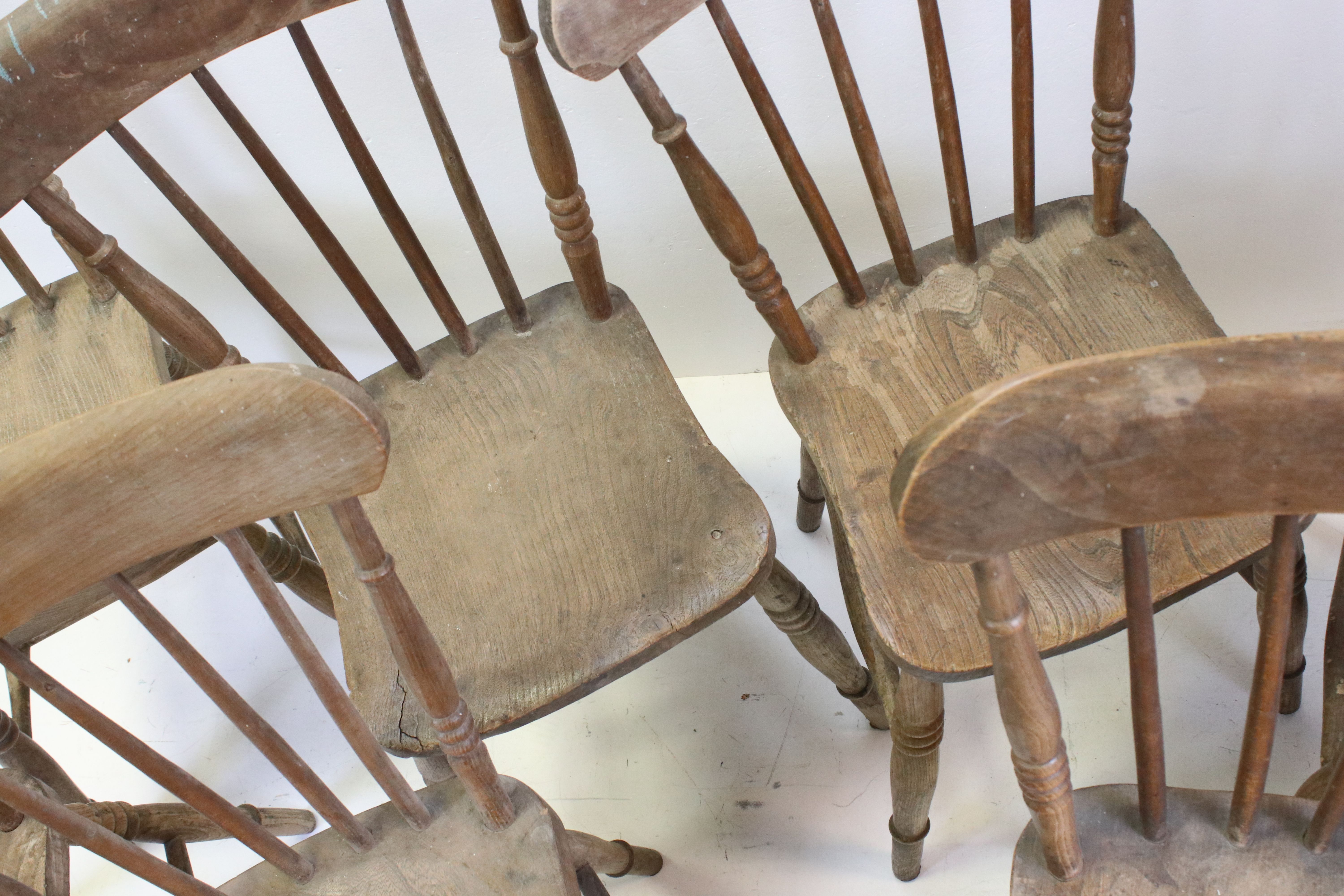 Set of Eight Elm Seated Lathe Back Kitchen Chairs - Image 4 of 7
