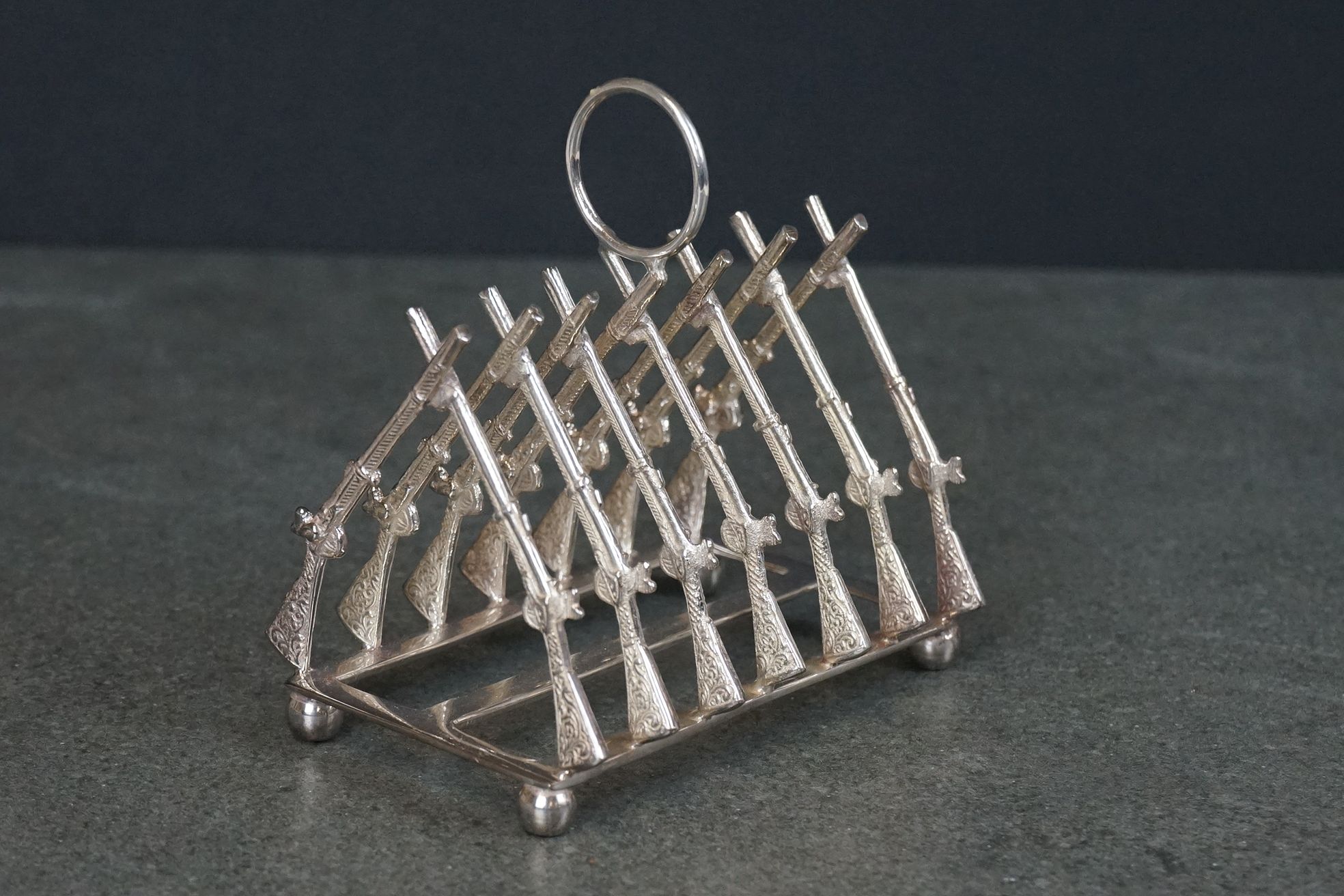 Silver plated toast rack in the form of rifles - Bild 3 aus 5
