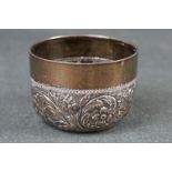 A fully hallmarked sterling silver Victorian sugar bowl, assay marked for London dated for 1886.