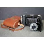 Vintage Zeiss Ikon folding camera in leather case, Novar-Anastigmat 1:4.5 f=105mm, Prontor-S