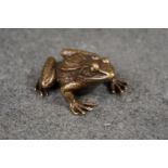 Bronze figure of a frog