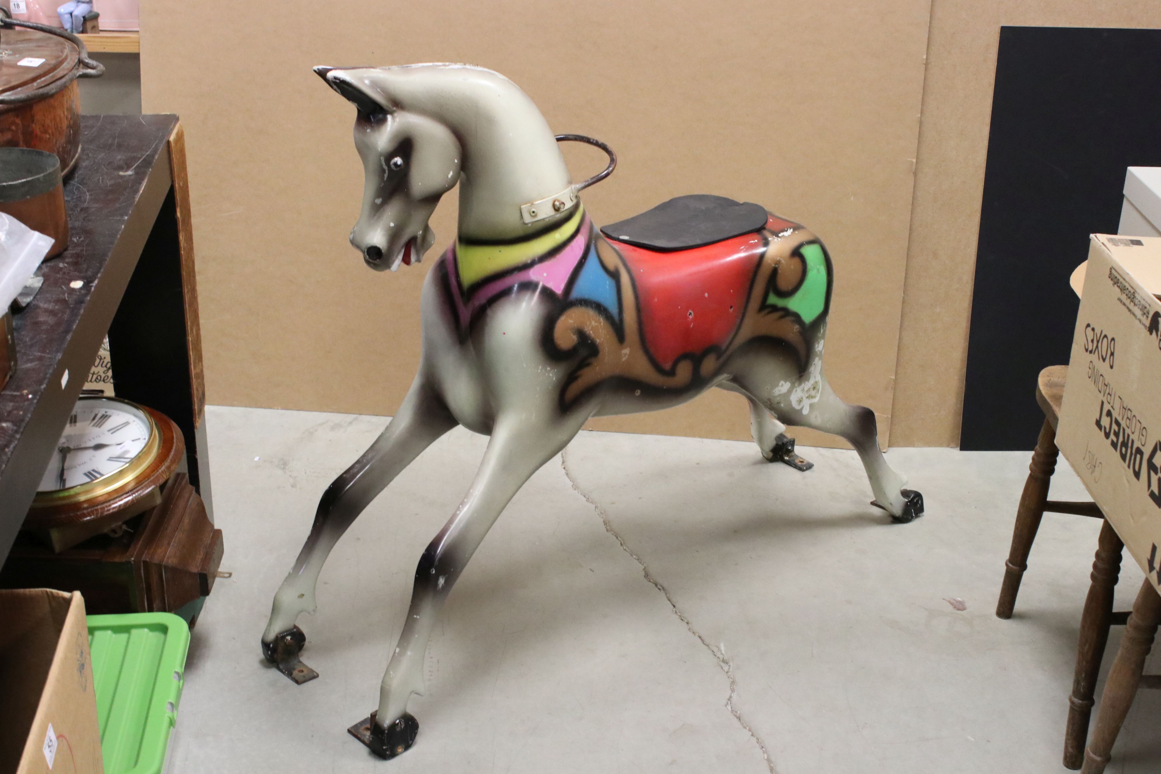 Mid 20th century Fibreglass Painted Fairground / Carousel Horse, 103cms high - Bild 3 aus 9