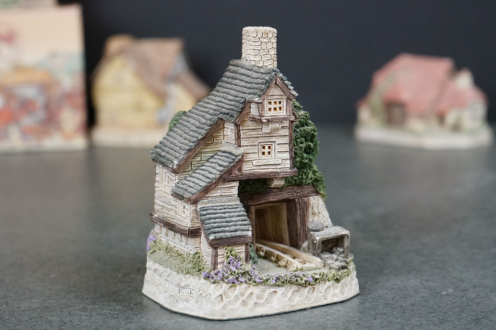 Collection of David Winter cottages, to include boxed and limited edition examples - Bild 5 aus 7